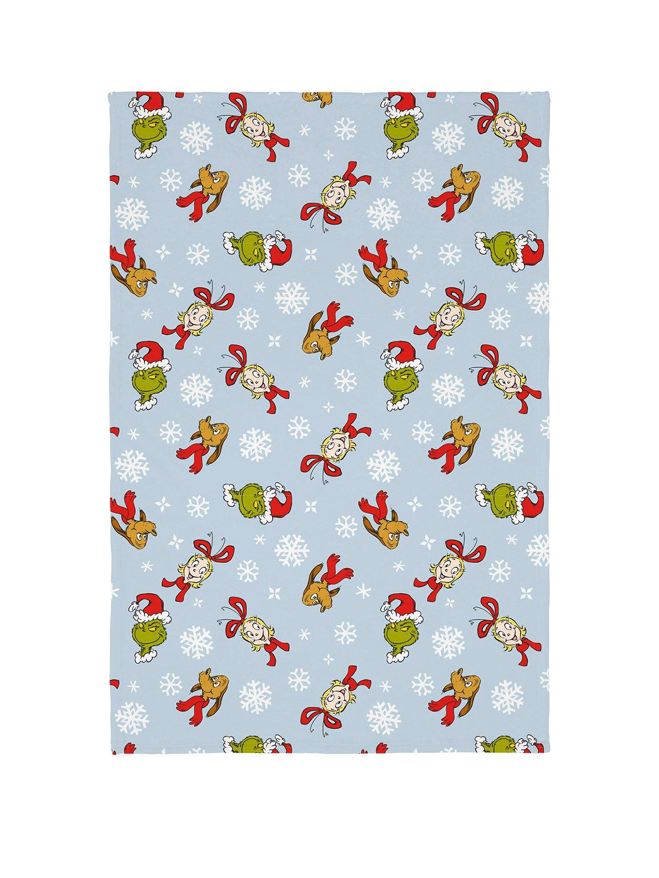 the-grinch-snowflakes-fleece-blanket