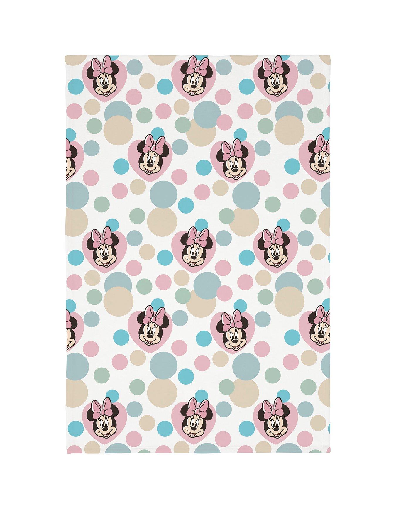 minnie-mouse-dots-flannel-fleece-blanketnbspfront