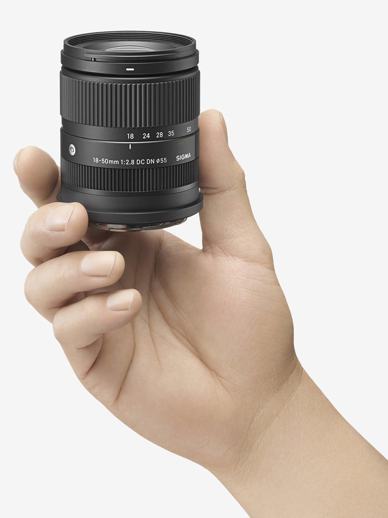 Image 5 of 5 of Sigma 18-50mm f/2.8 DC DN C Lens - Canon RF Mount