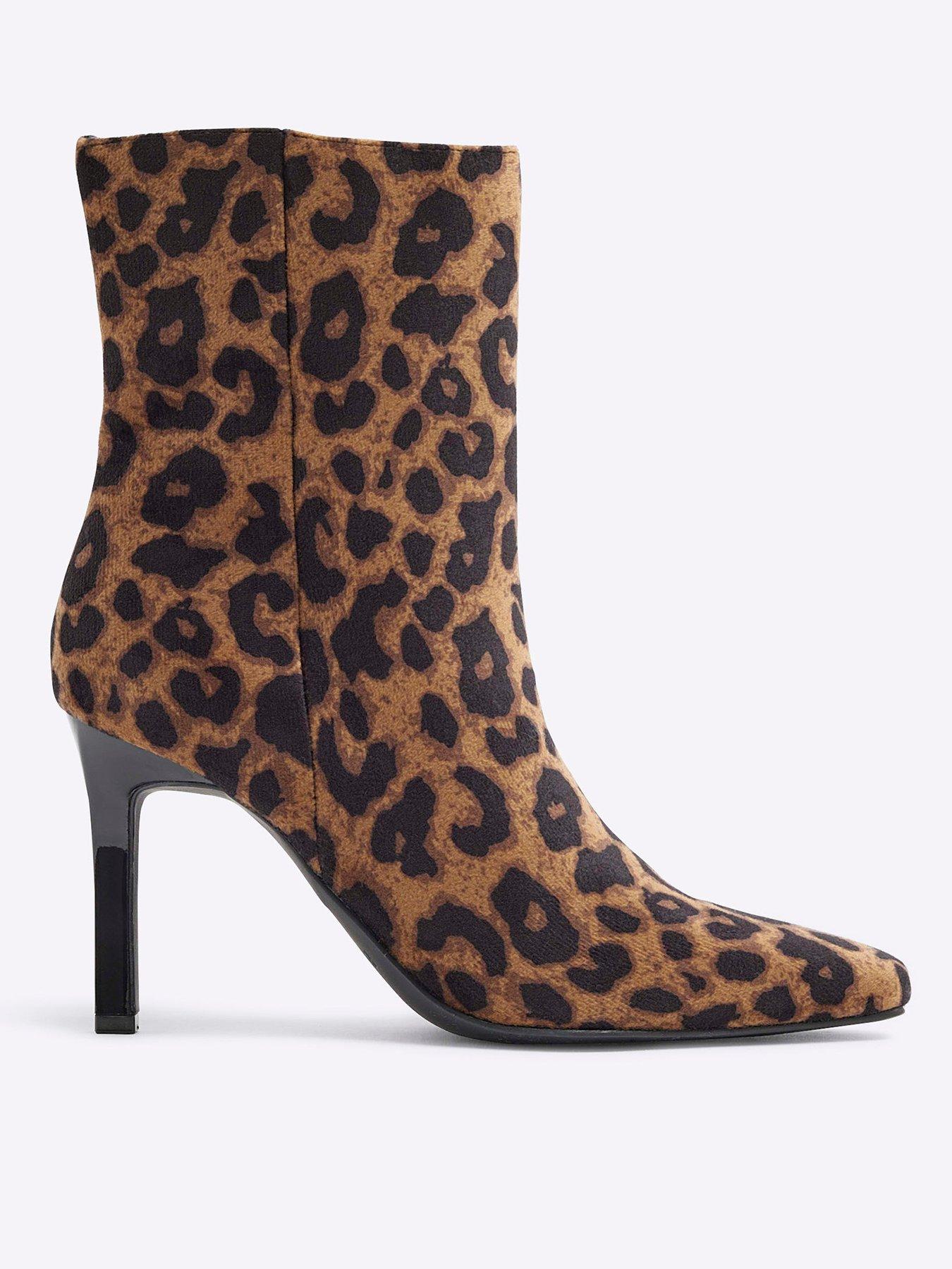 river-island-heeled-ankle-boot-dark-beigefront