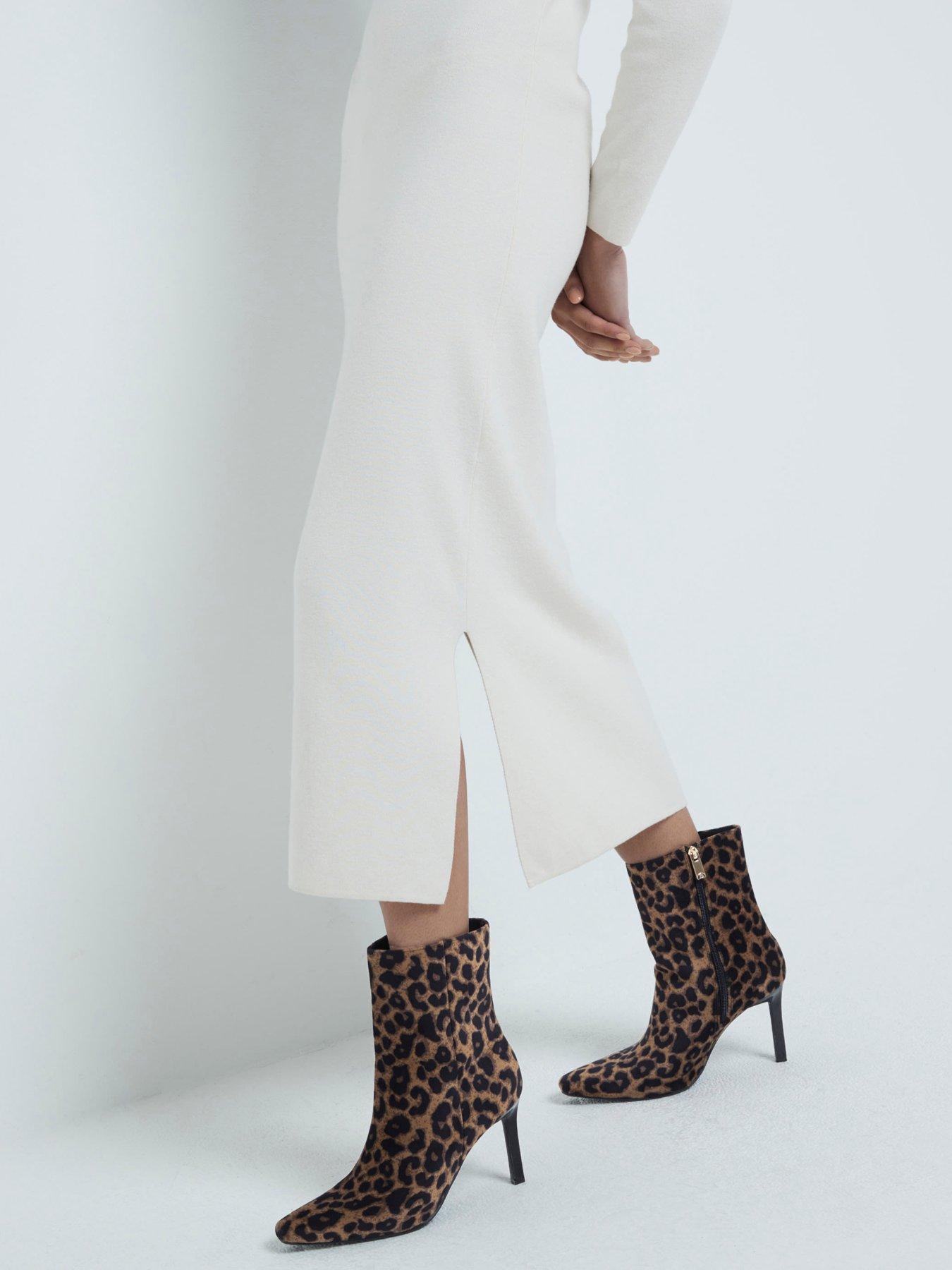 river-island-heeled-ankle-boot-dark-beigestillFront