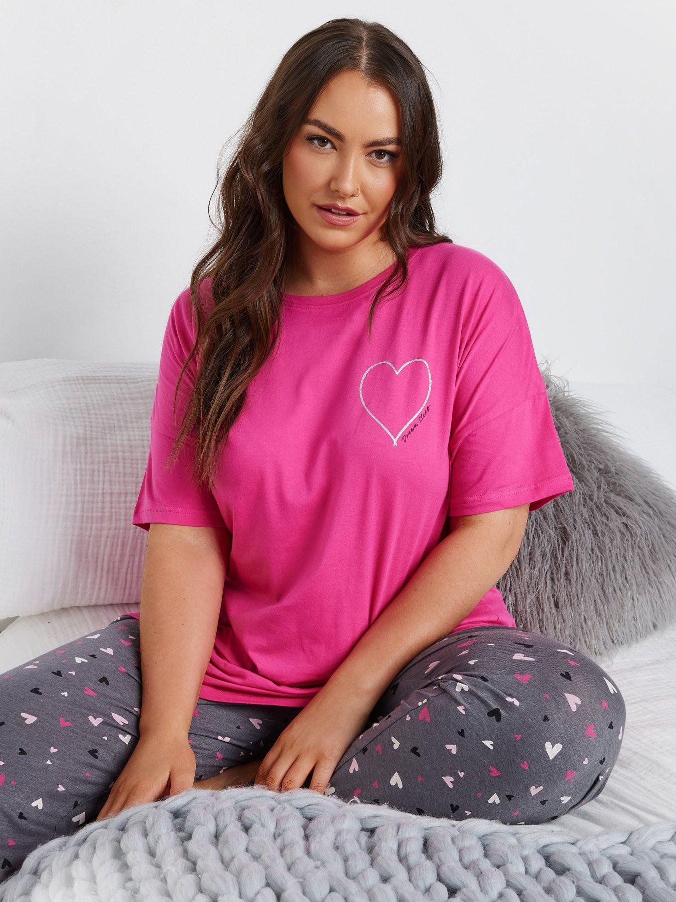 yours-curve-embroidered-heart-sleeptee-top