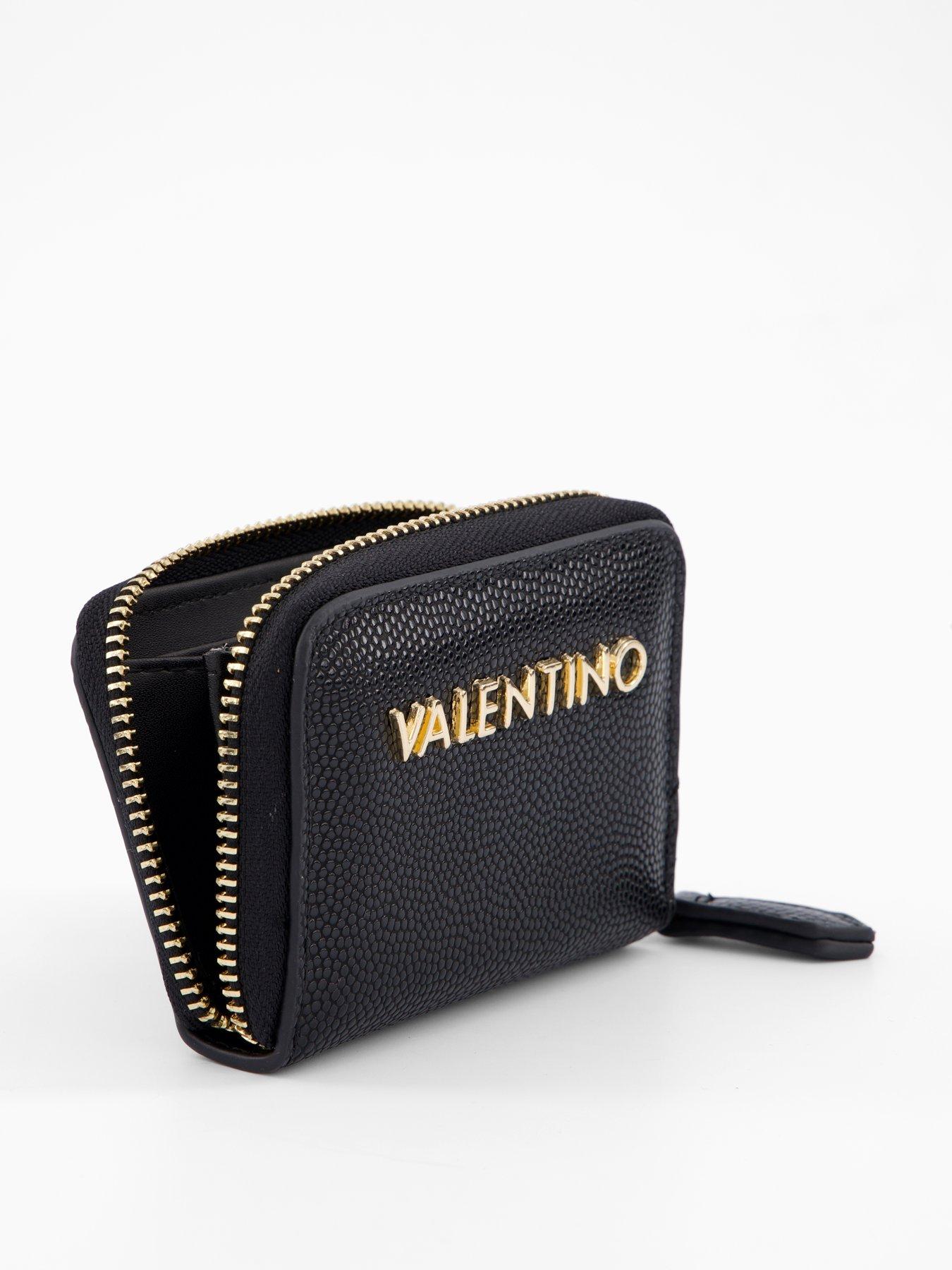 valentino-divina-coin-purseoutfit