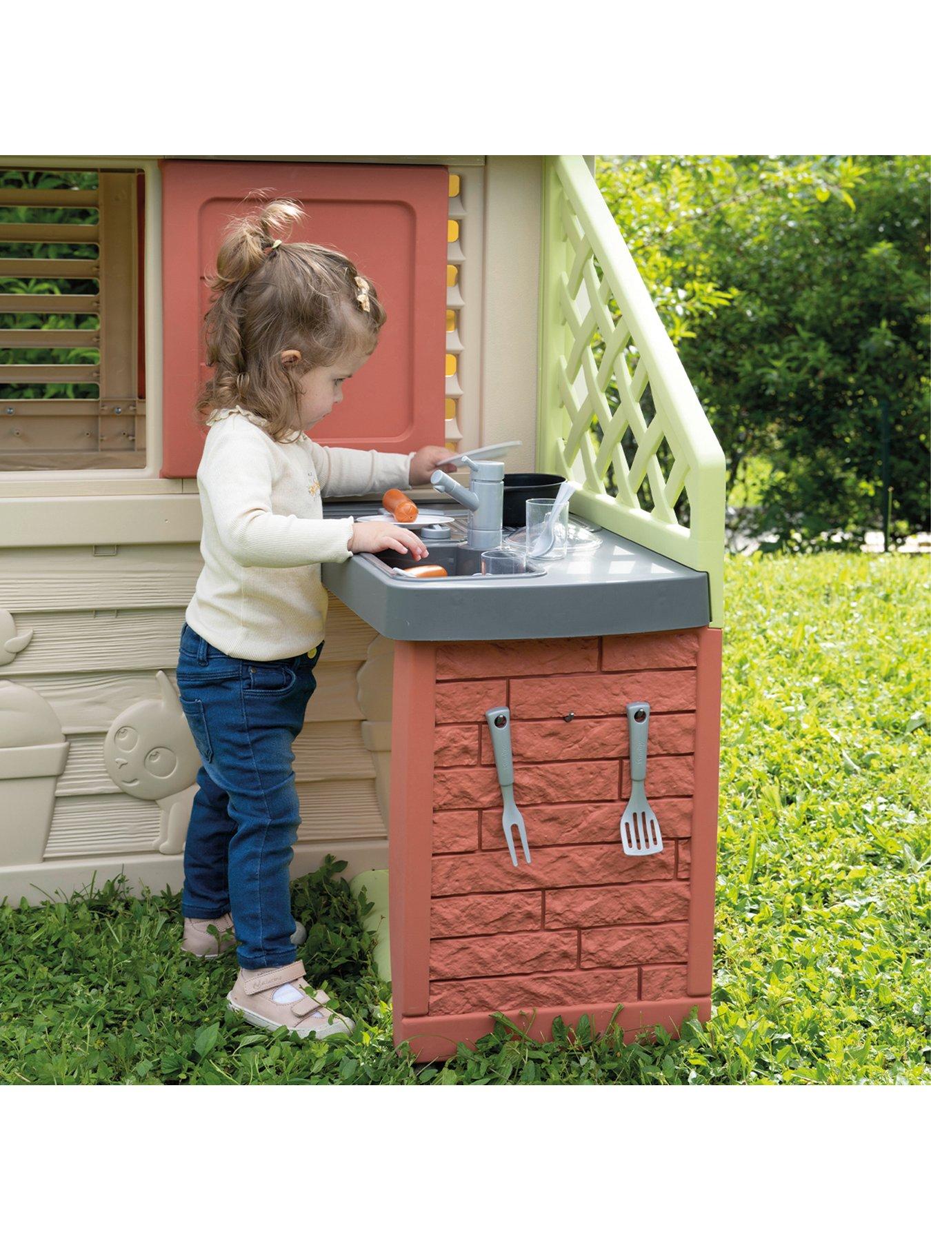 smoby-life-nature-playhouse-with-kitchendetail