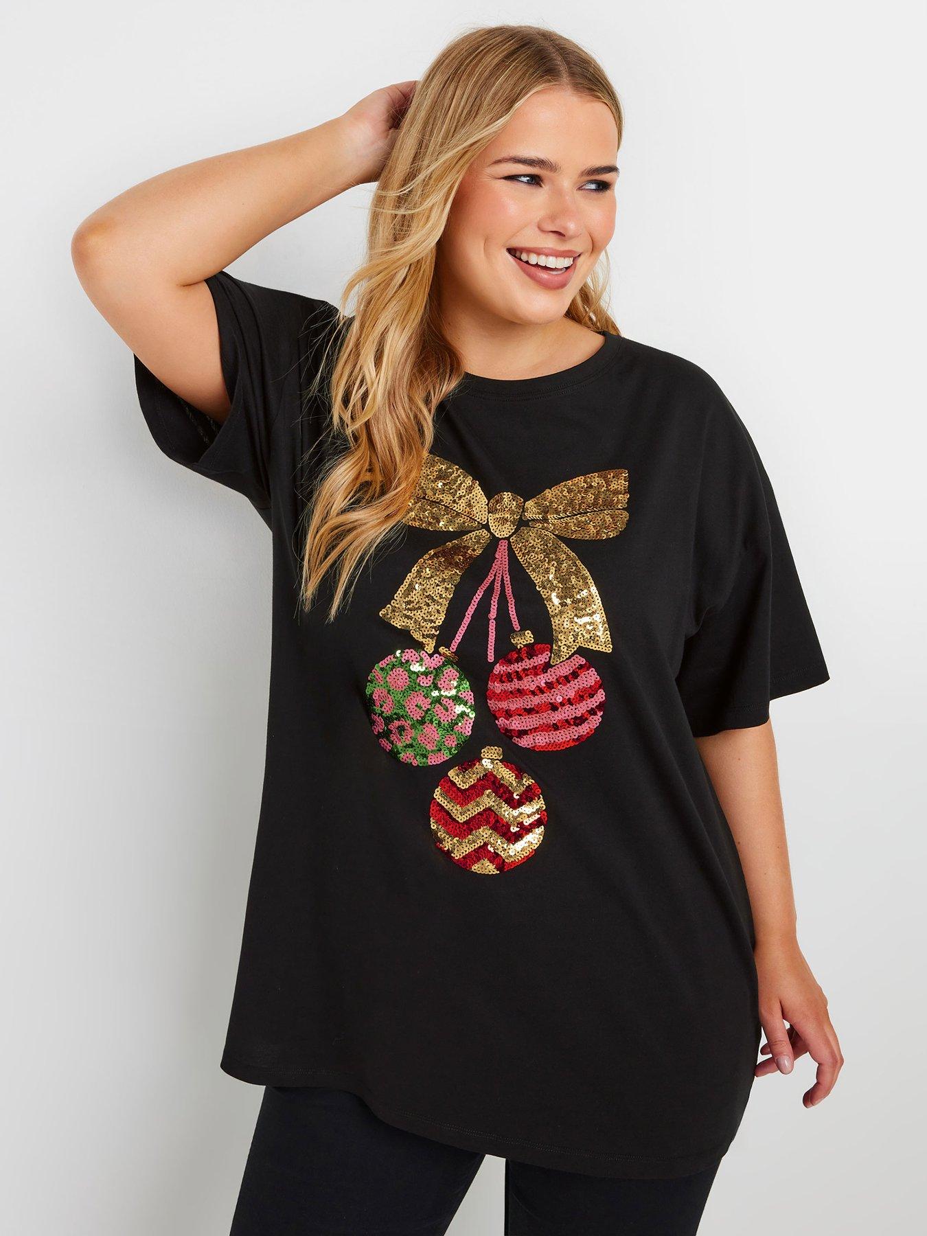 yours-curve-baubles-novelty-t-shirtoutfit