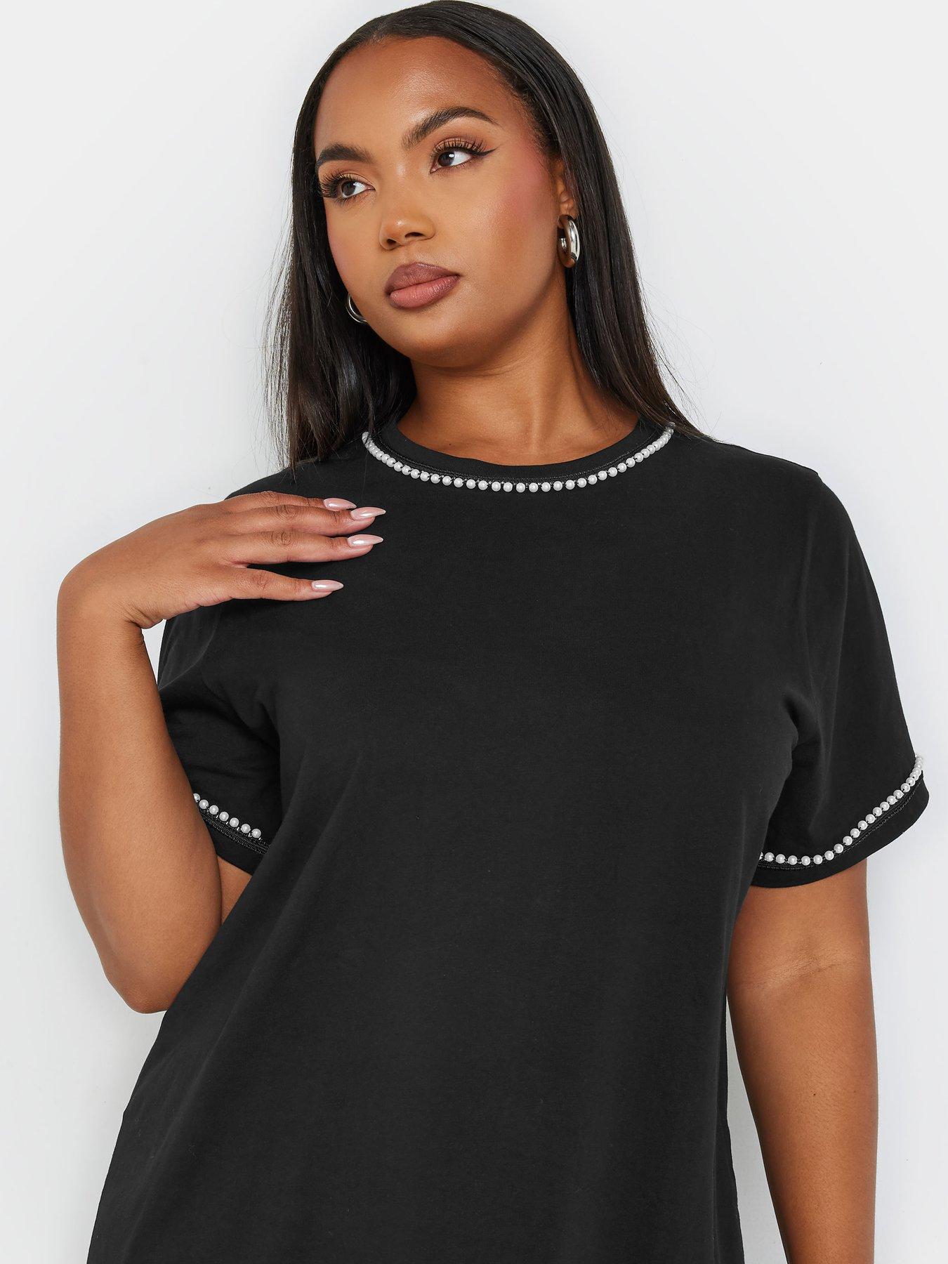 yours-curve-pearl-trim-t-shirt-blackoutfit