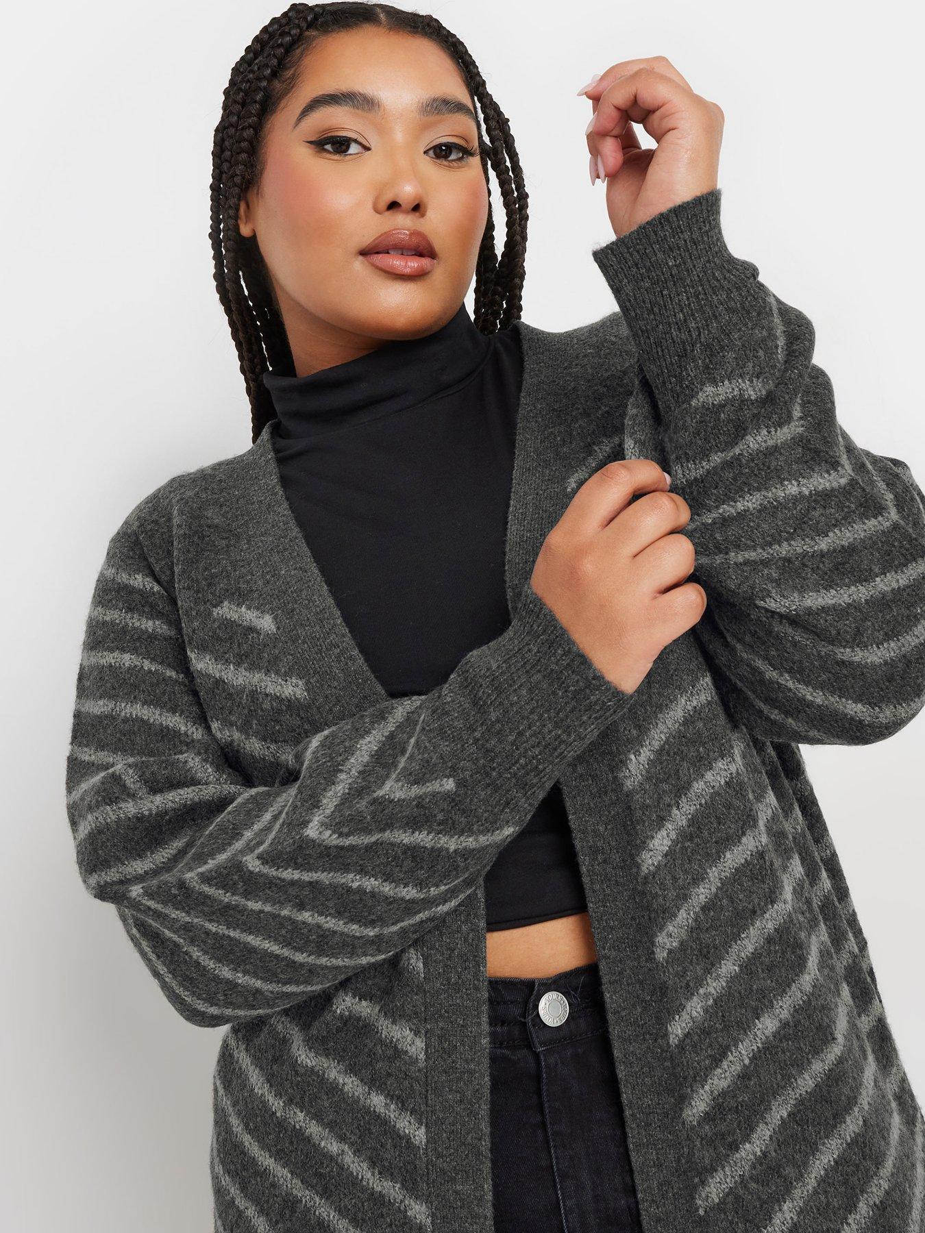 yours-curve-stripe-jacquard-cardigan-greyoutfit