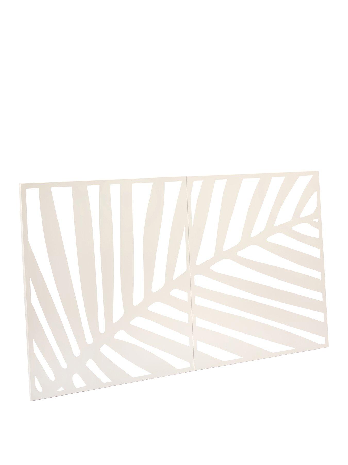 Image 3 of 4 of The Very Collection Horizontal Metal Garden Screen Leaf Wall Mounting - Cream