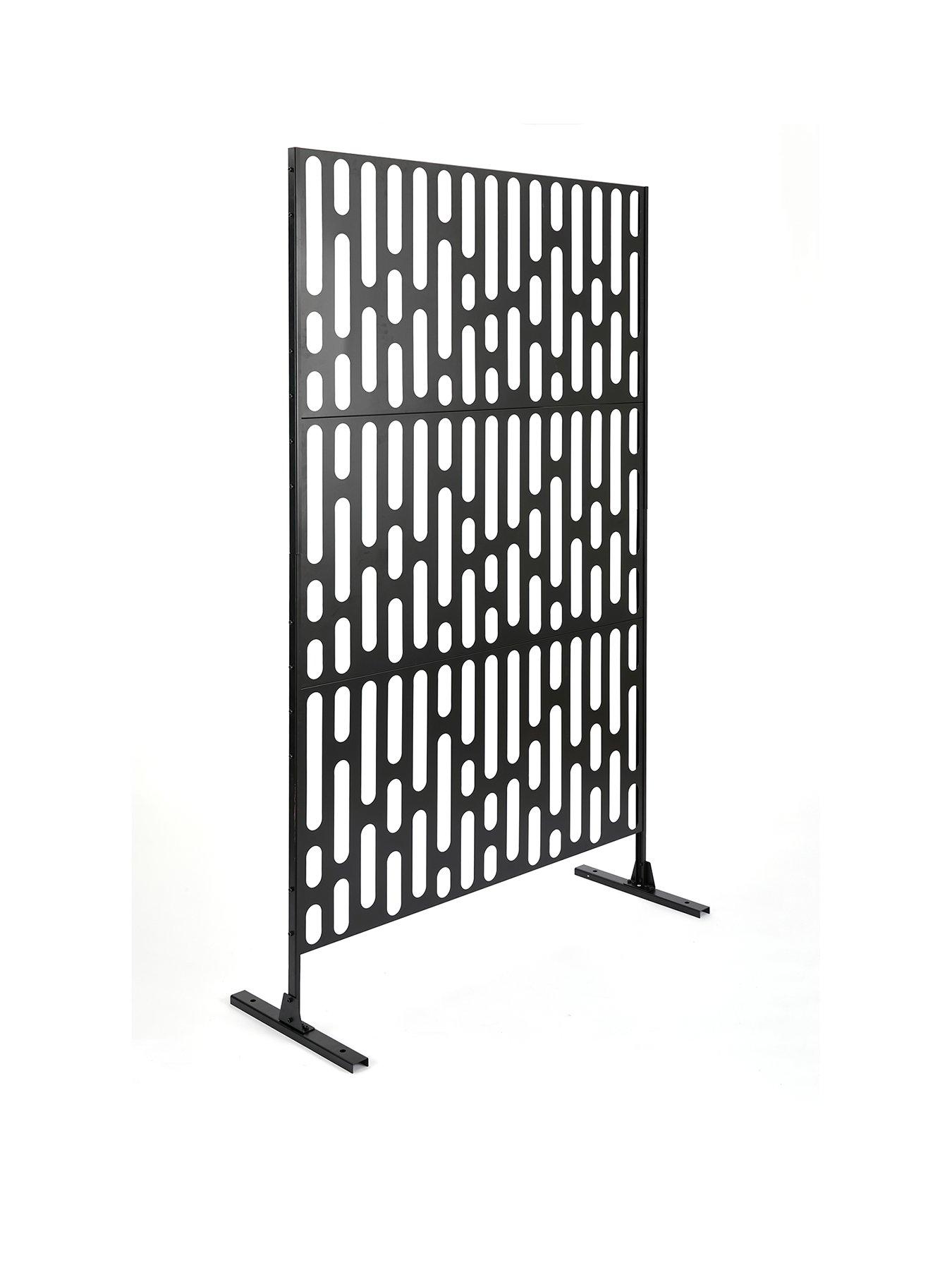 the-very-collection-vertical-metal-garden-screen-linear--nbspfree-standingback