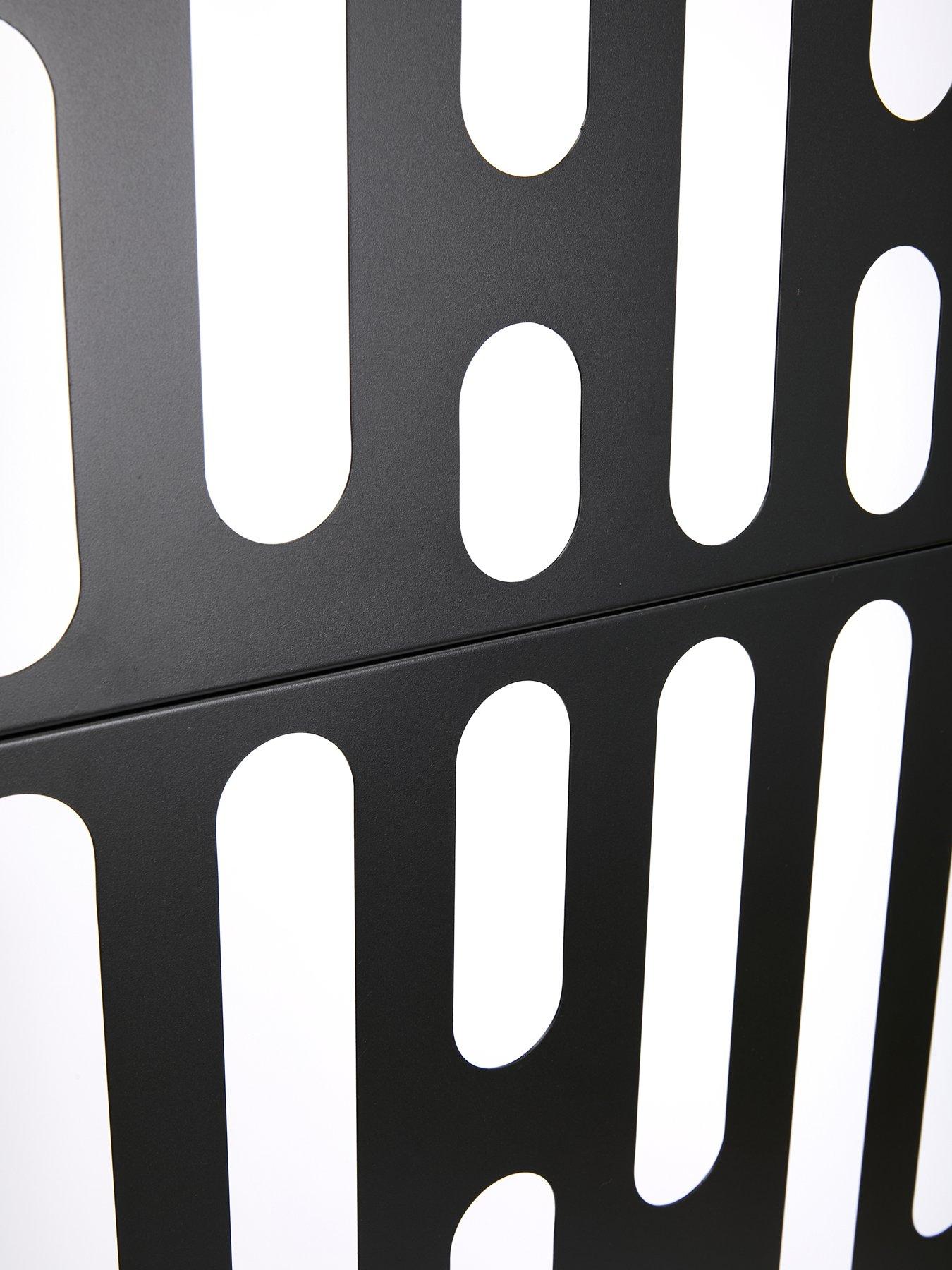 the-very-collection-vertical-metal-garden-screen-linear--nbspfree-standingoutfit