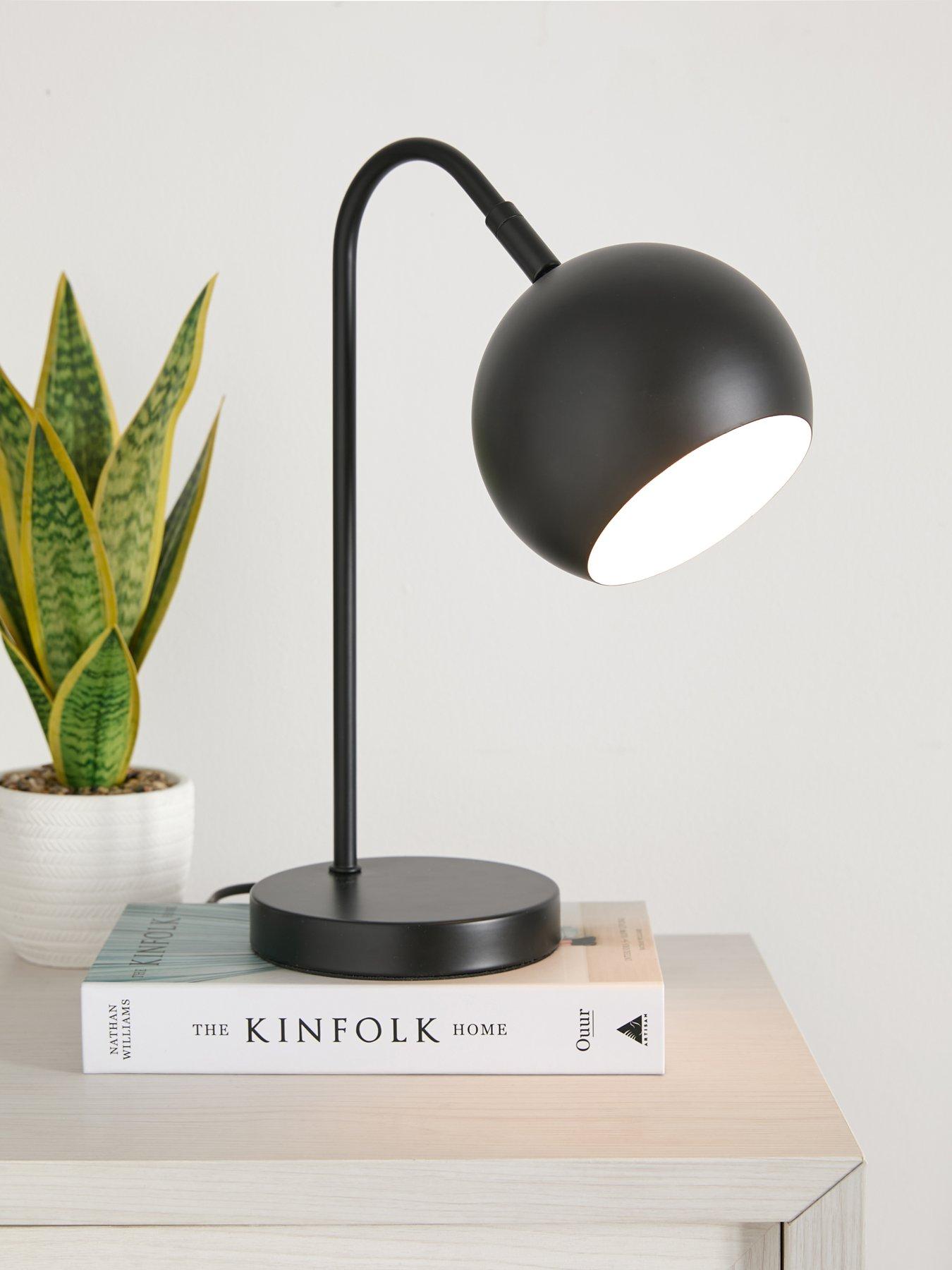 everyday-octave-table-lamp