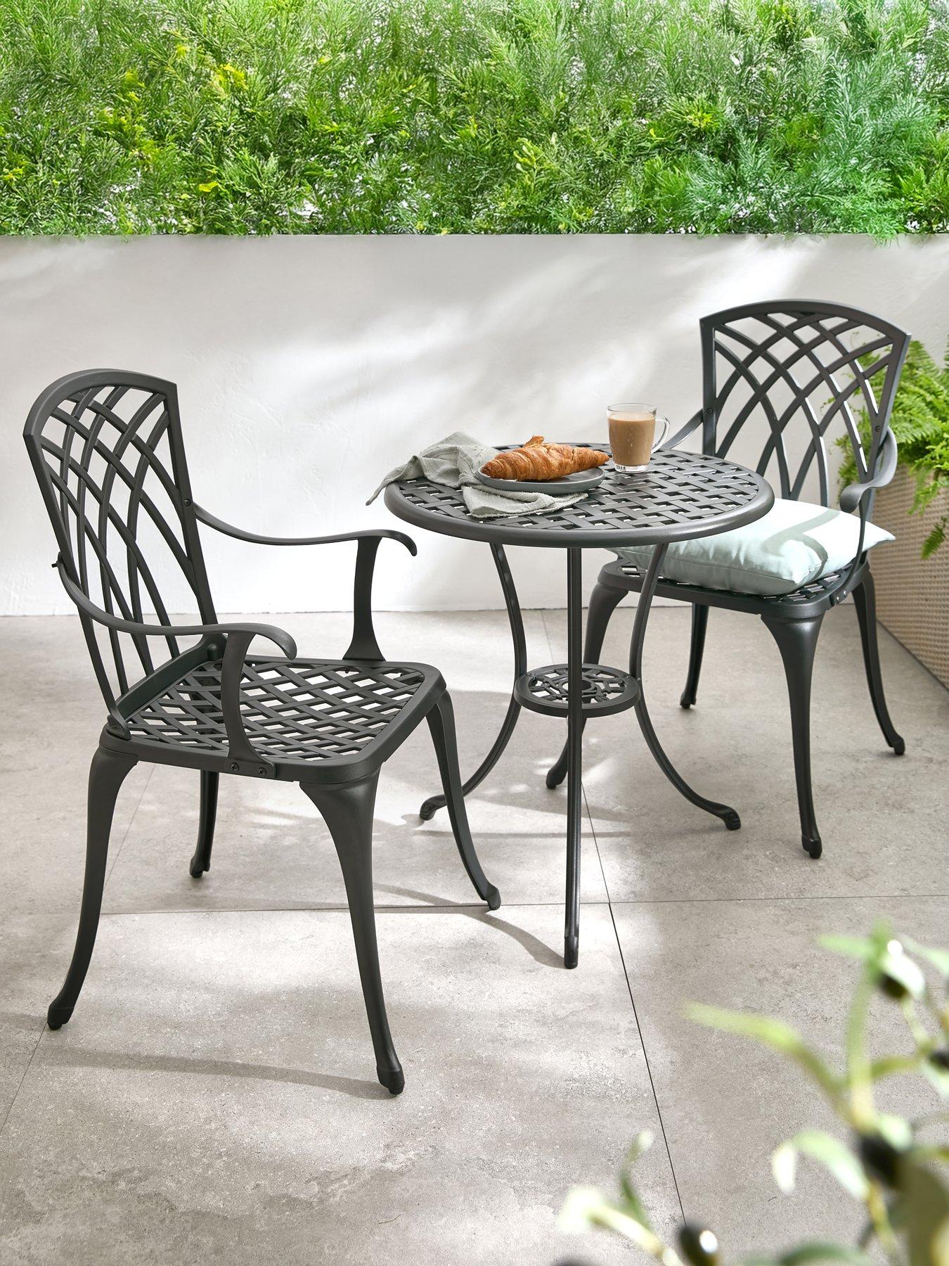 the-very-collection-cast-aluminium-bistro-set