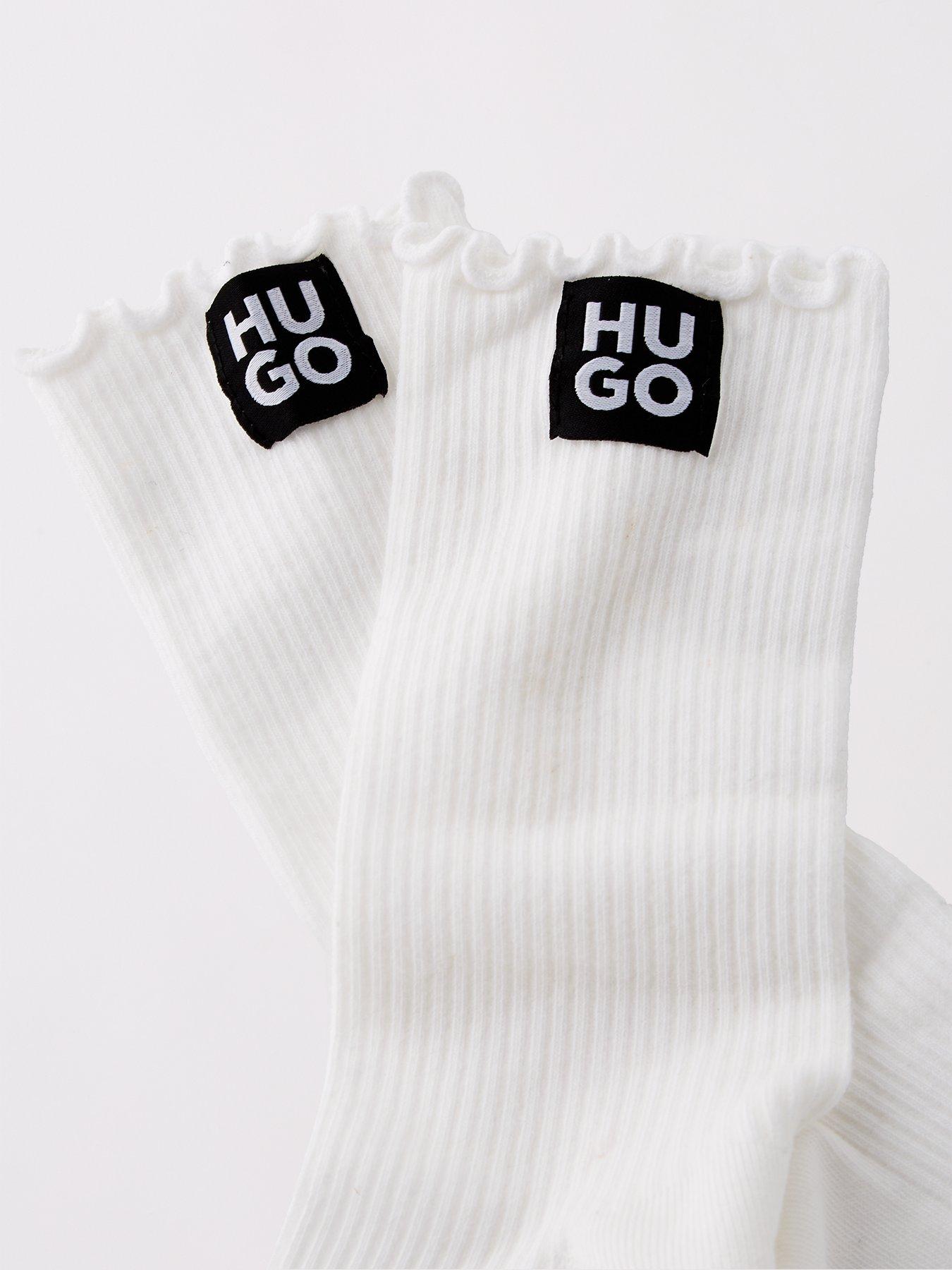 hugo-frilled-patch-logo-ankle-socks-whiteoutfit