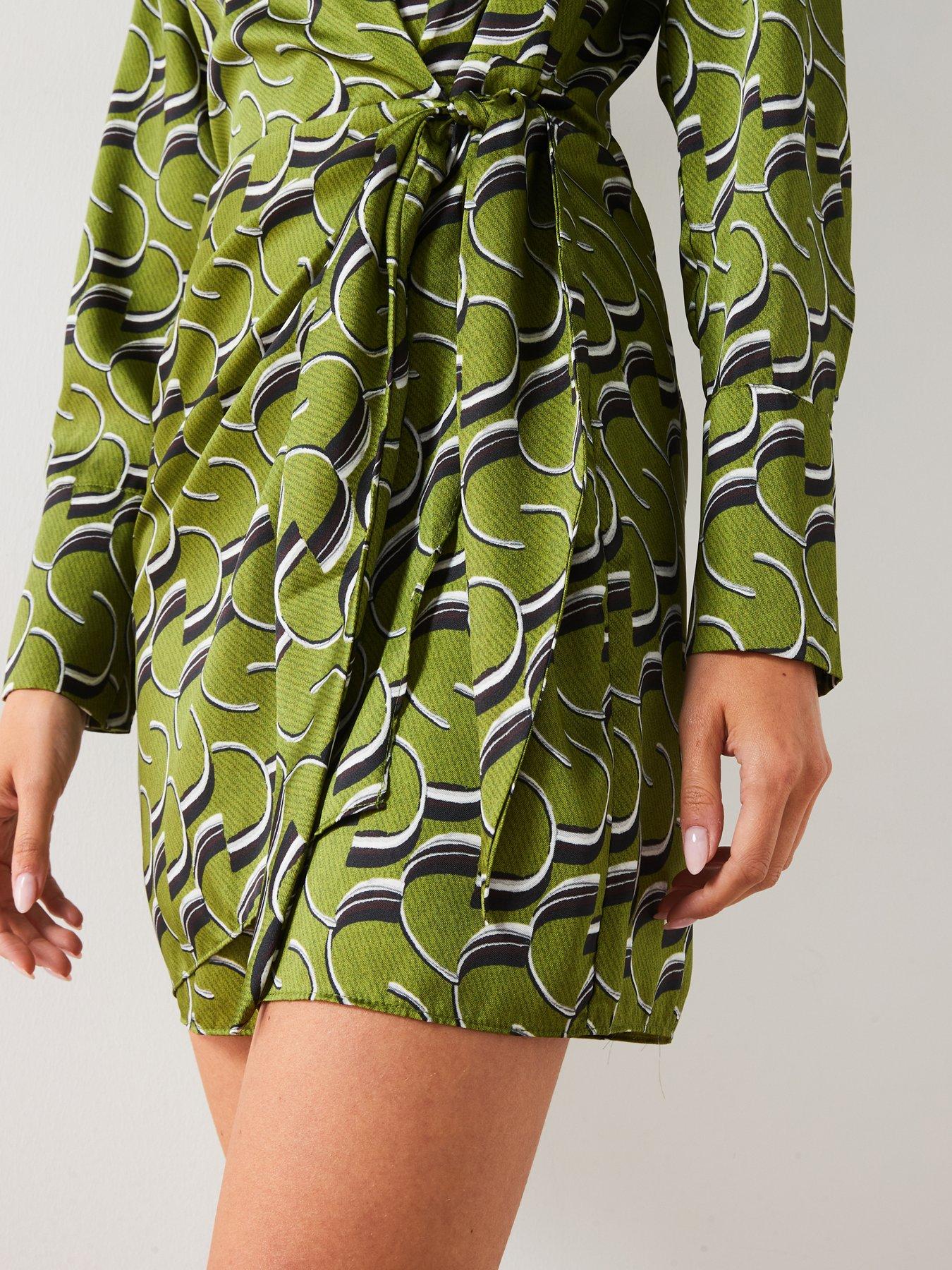 mango-satin-wrap-dress-greendetail