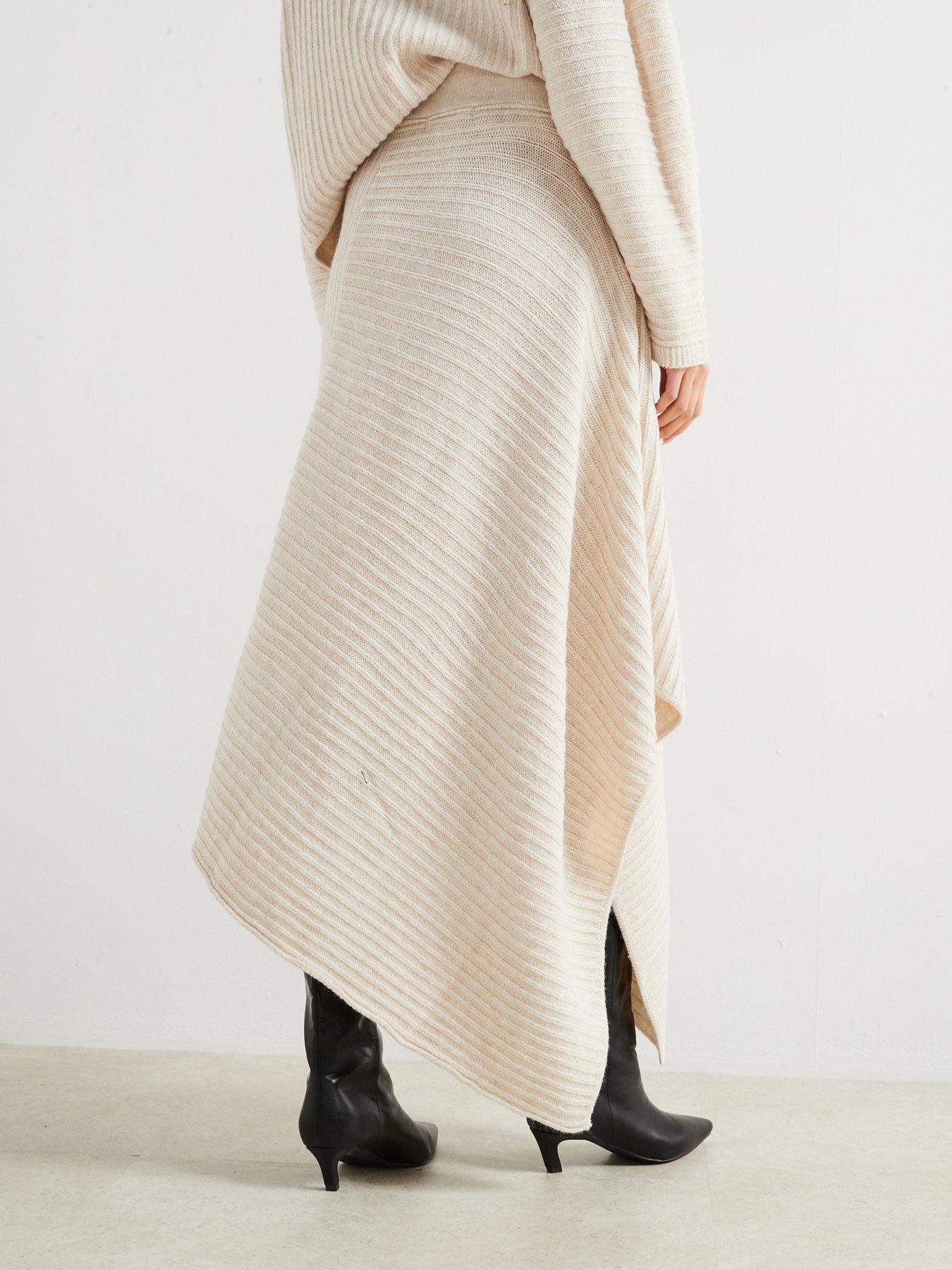 mango-asymmetrical-knitted-skirt-co-ord-creamstillFront