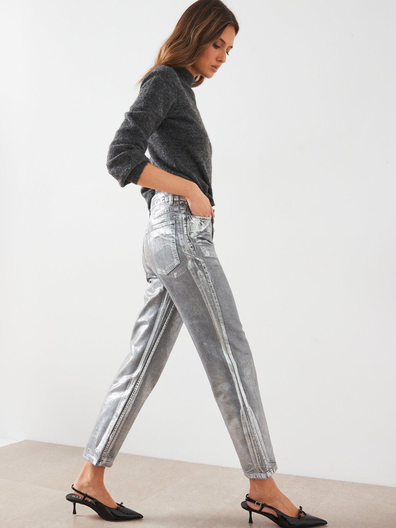 mango-metallic-coated-jeans-greydetail