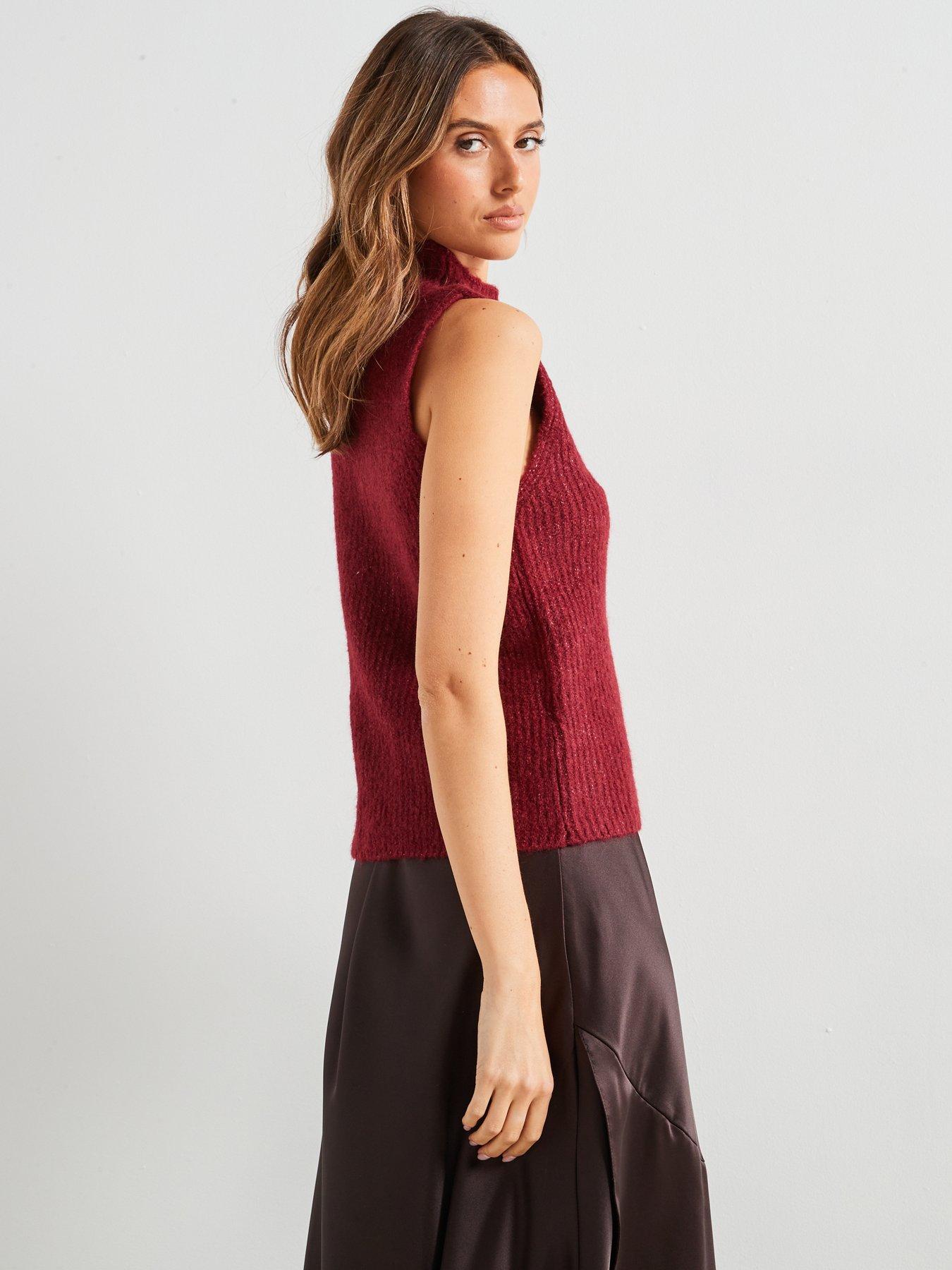 mango-sleeveless-knitted-topstillFront