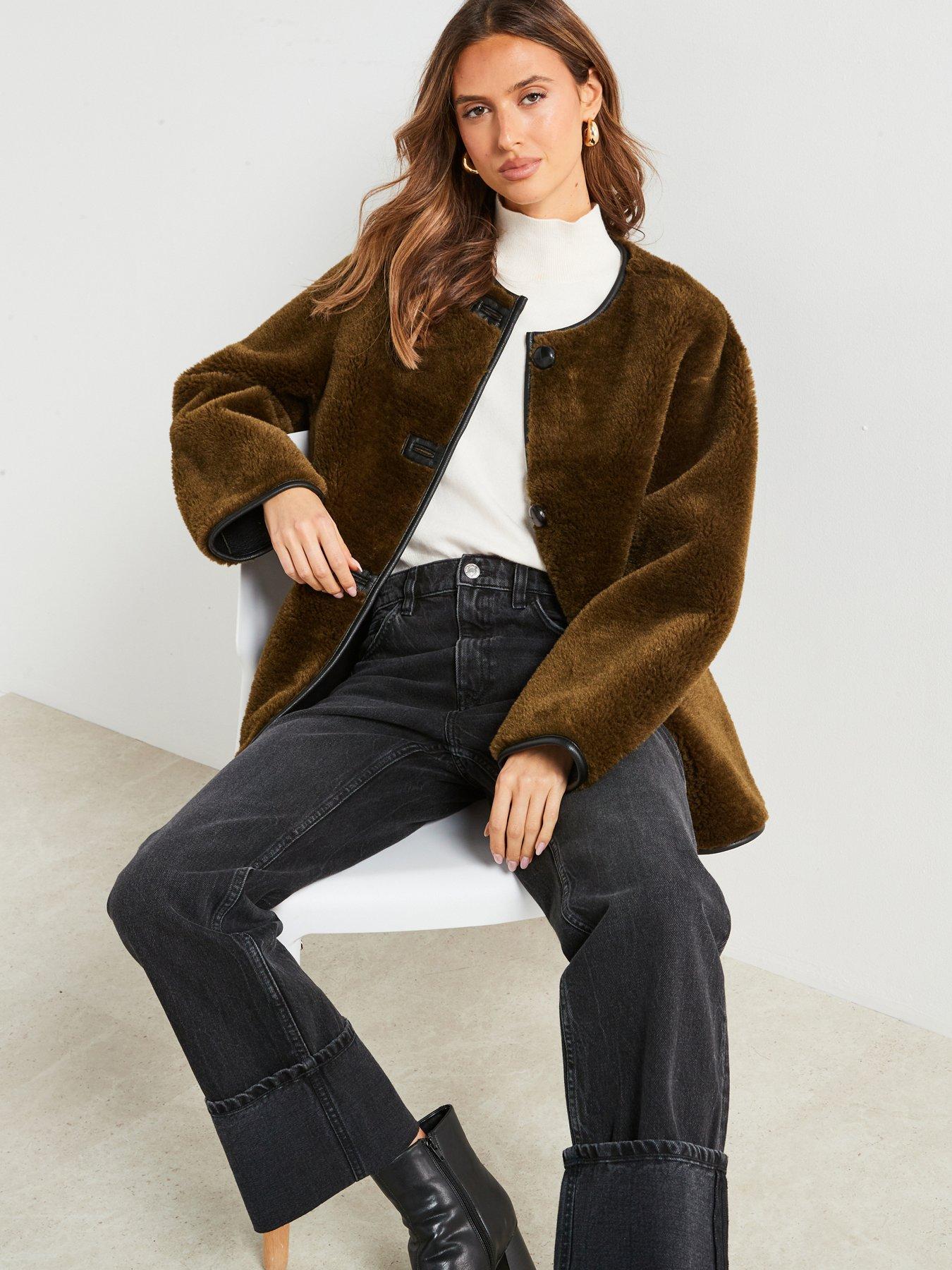 mango-faux-fur-effect-coat-with-pu-liningoutfit