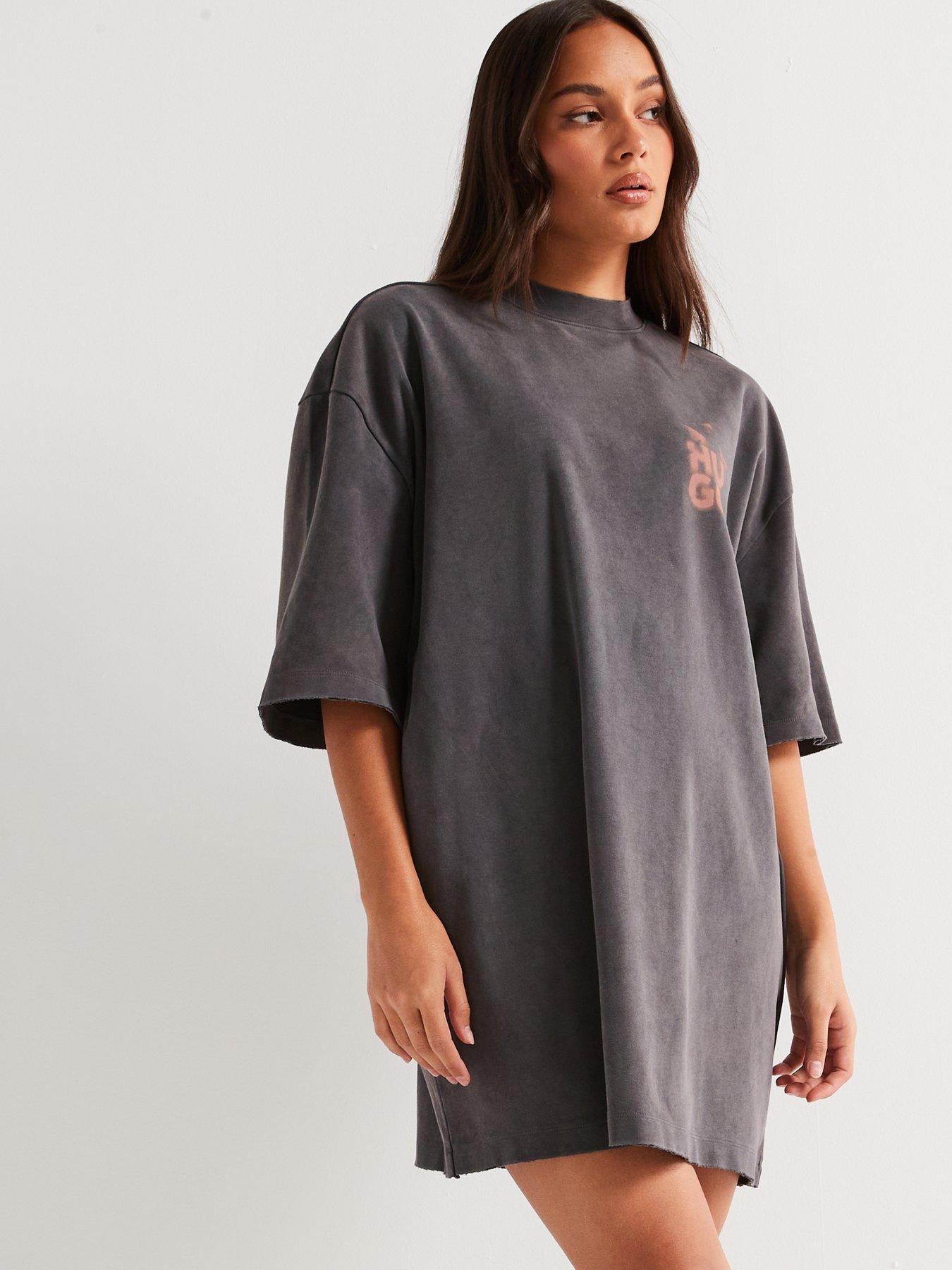 hugo-nophie-logo-back-t-shirt-dress-blackdetail