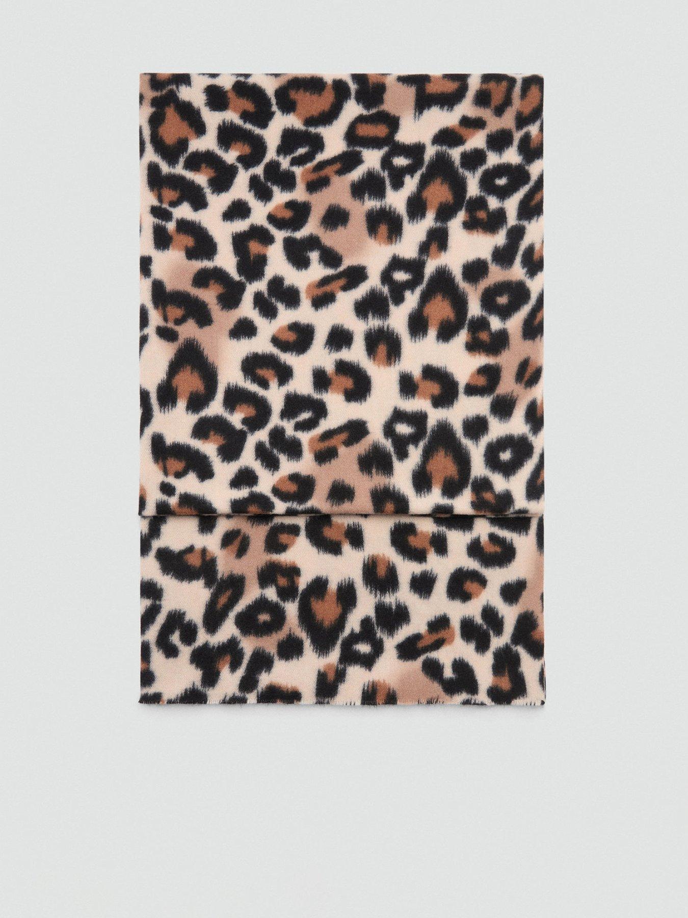 mango-leopard-print-scarffront