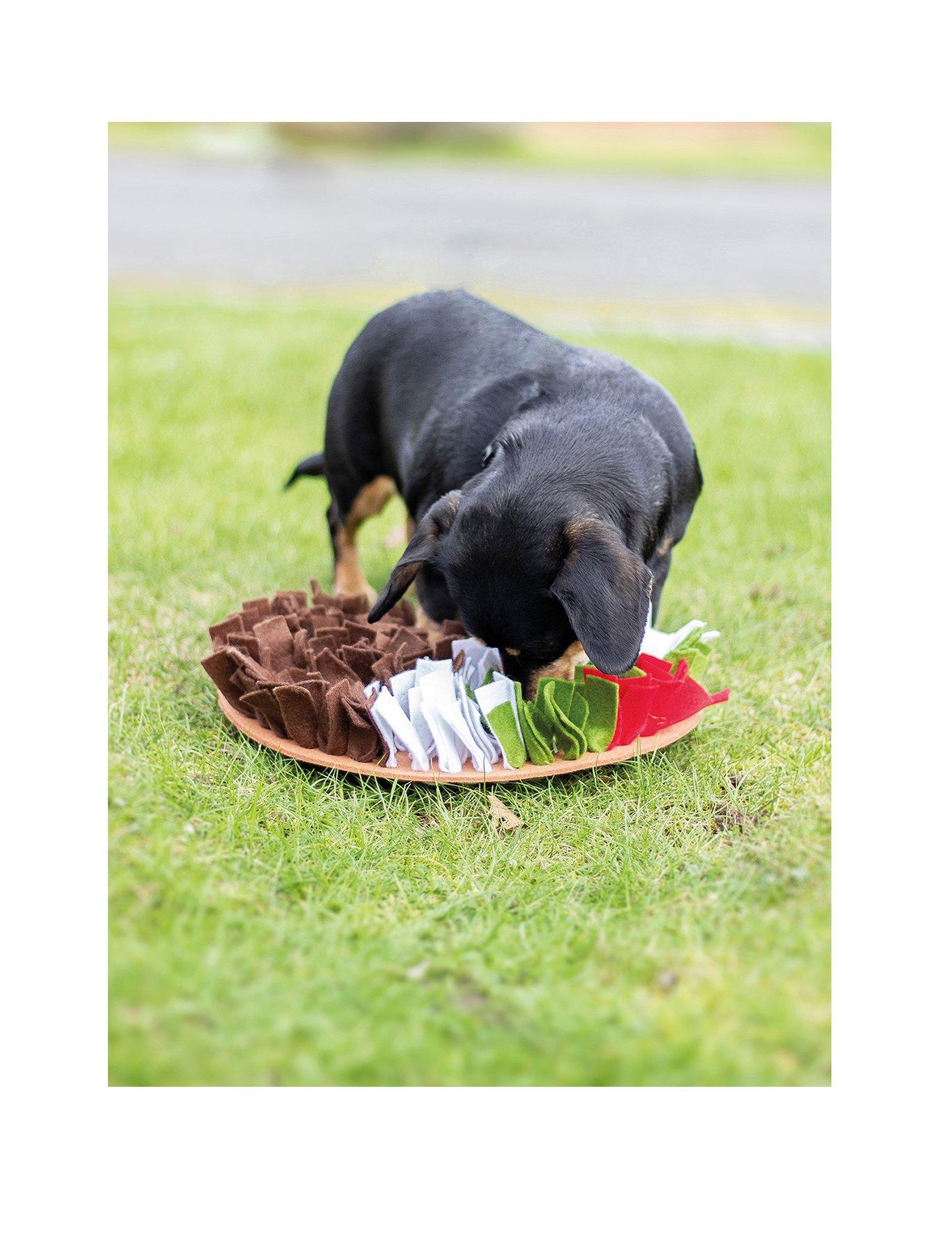 rosewood-christmas-pudding-snuffle-forage-mat-for-dogs-cats-rabbits-rodents-and-ferretsstillFront