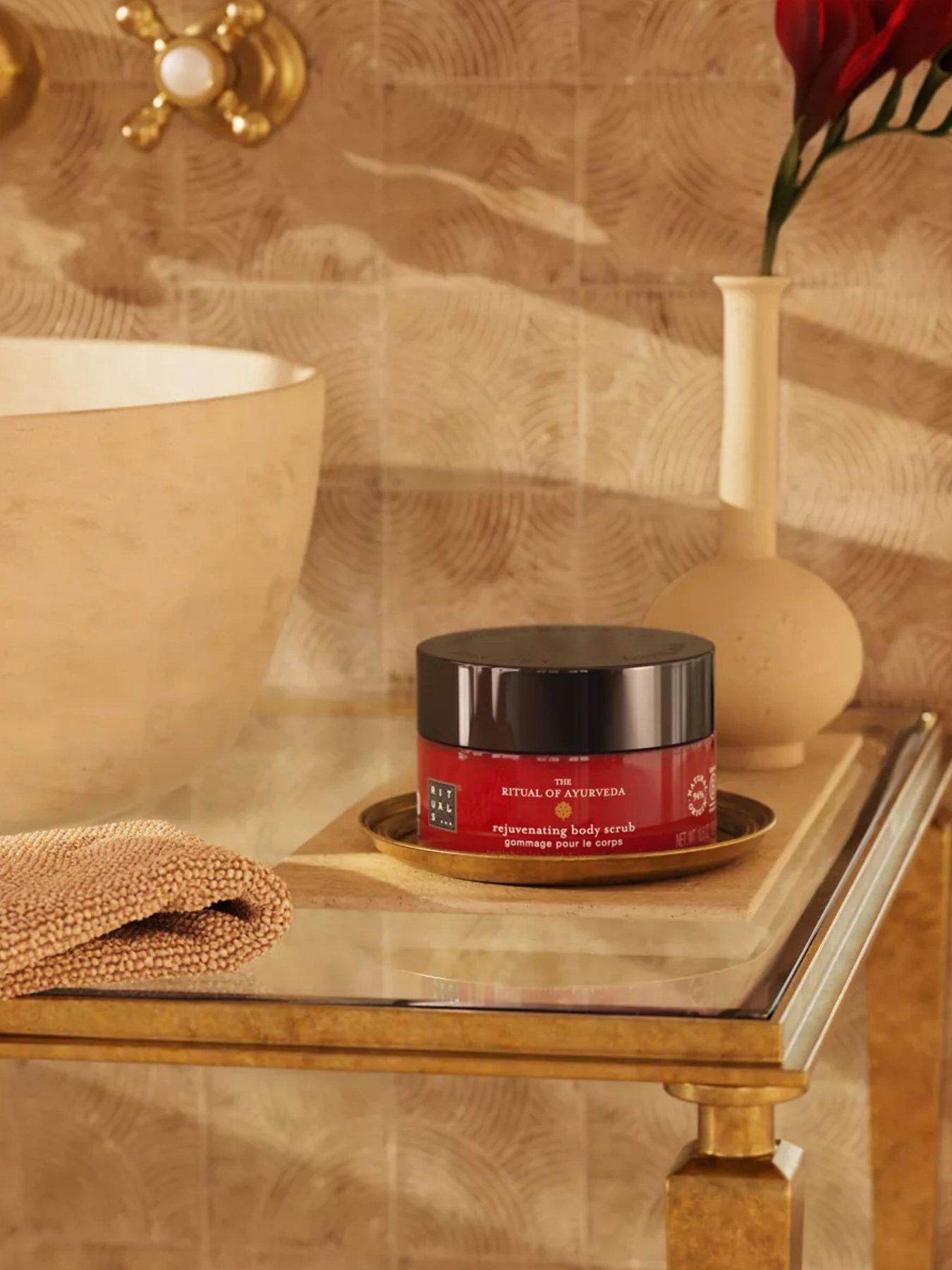 rituals-the-ritual-of-ayurveda-body-scrub-225gstillFront