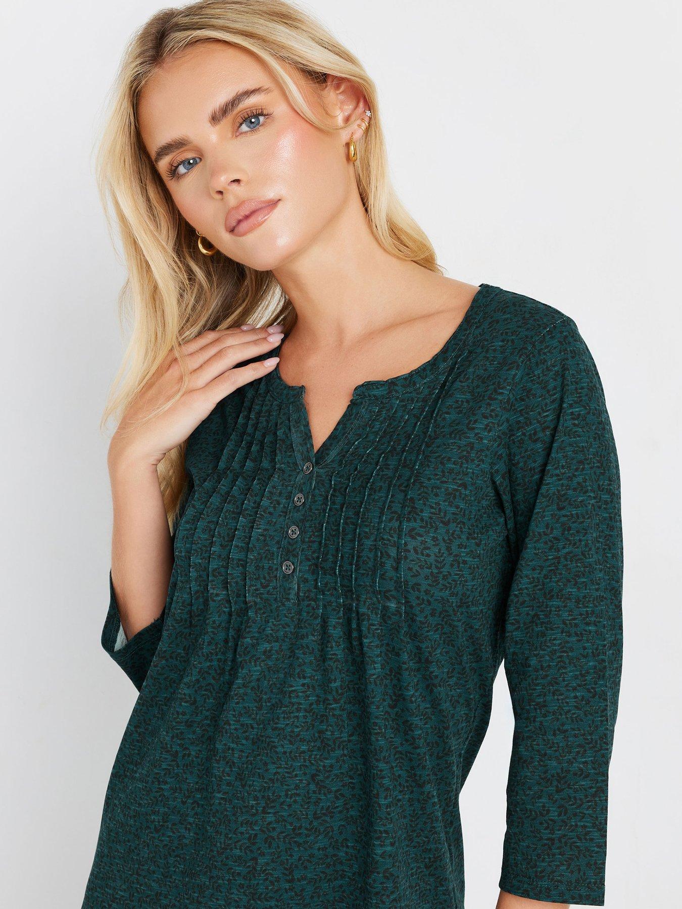 mco-petite-ditsy-34-sleeve-topoutfit