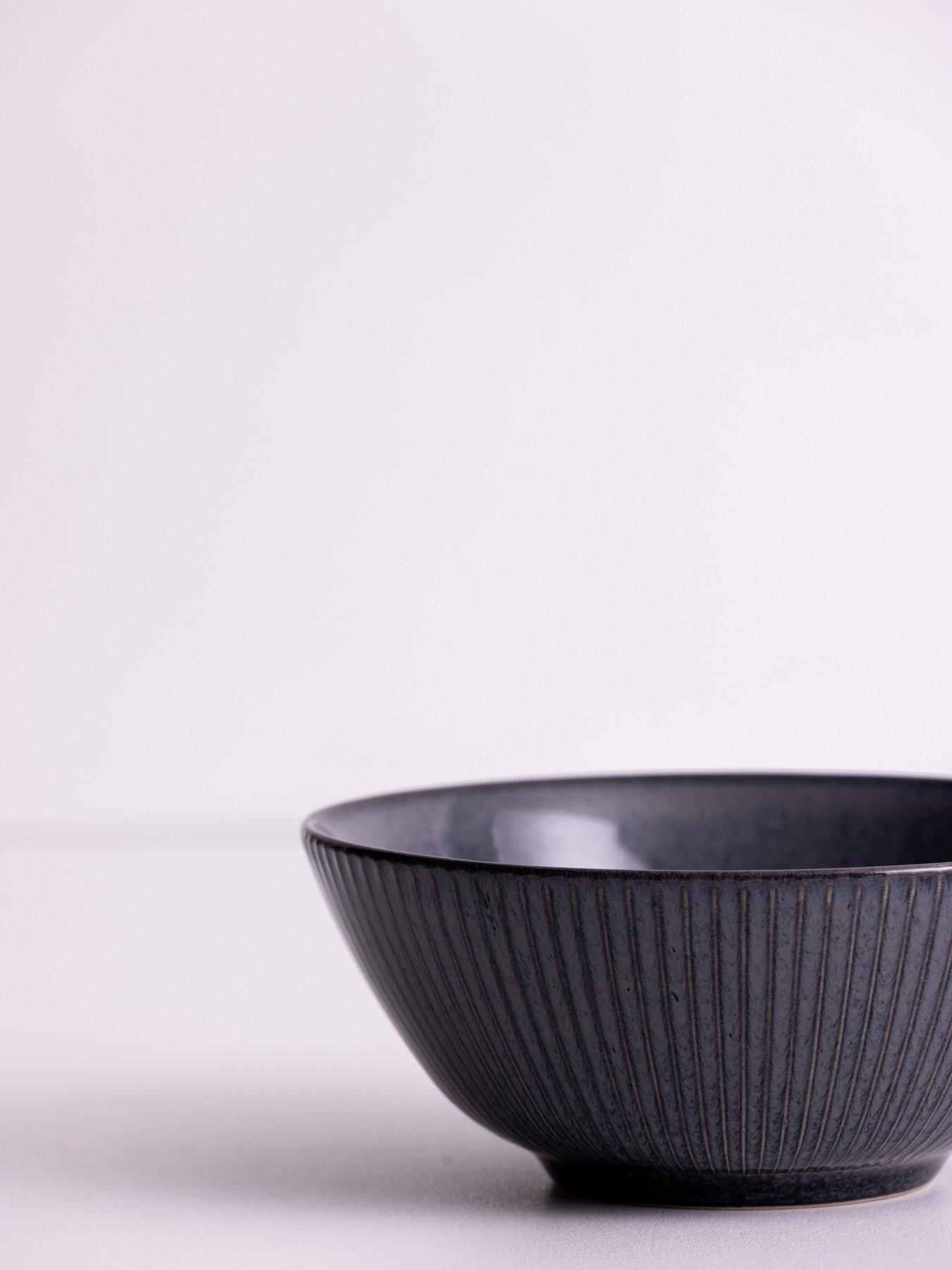 Image 3 of 4 of Mason Cash Reactive Linear 12 Piece Dinnerset - Black
