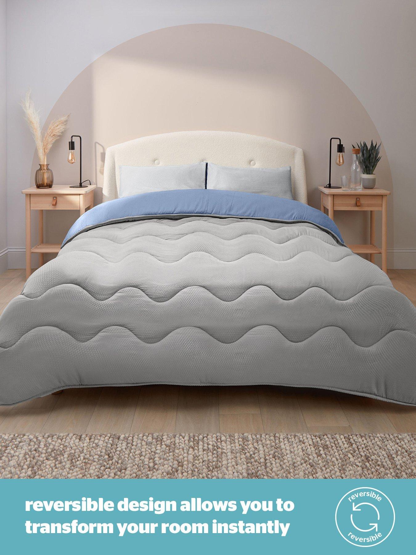 silentnight-seersucker-coverless-duvet-and-pillowcase-set-105-tog-greyblue-doubleoutfit