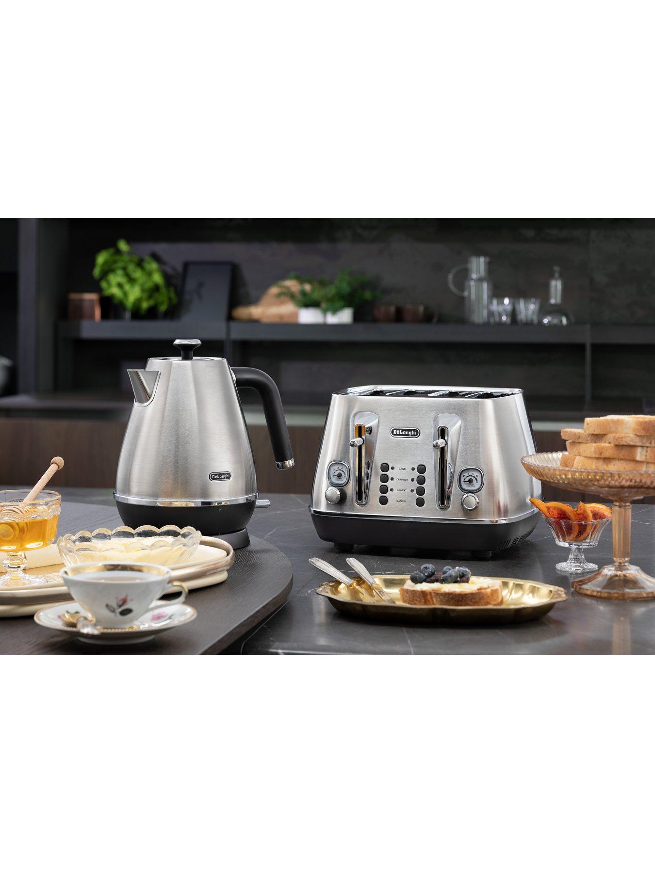 delonghi-distinta-x-kettle-metaldetail