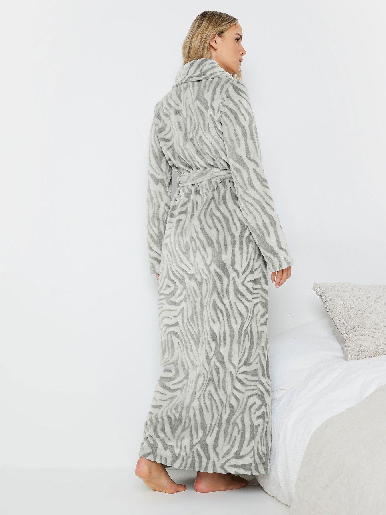 long-tall-sally-tall-zebra-clipped-shawl-robestillFront