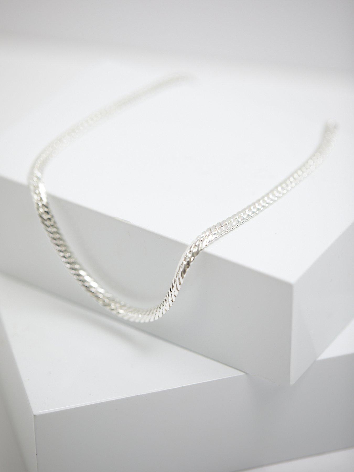 jon-richard-silver-plated-herringbone-chain-necklaceoutfit