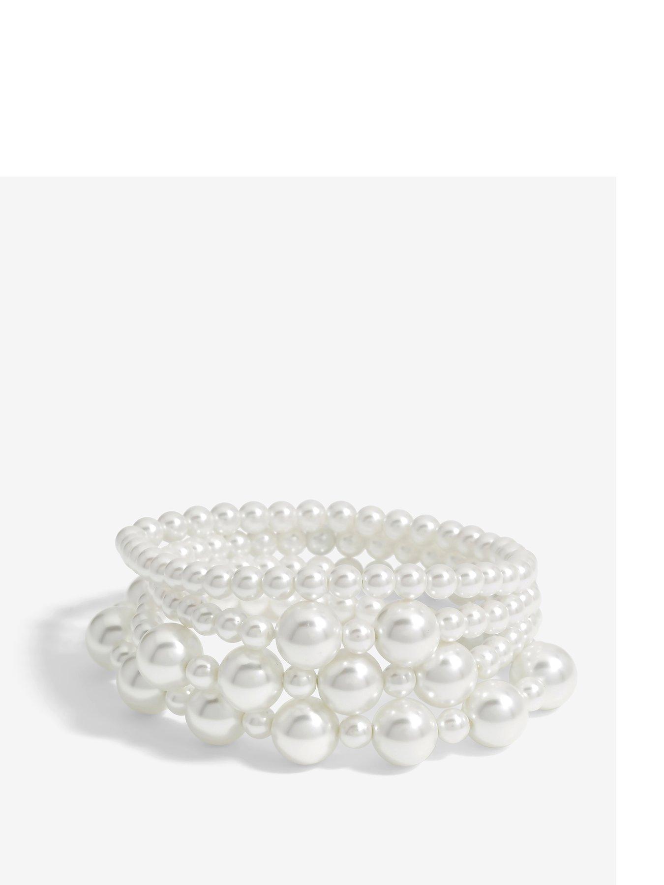 mood-cream-pearl-bracelets