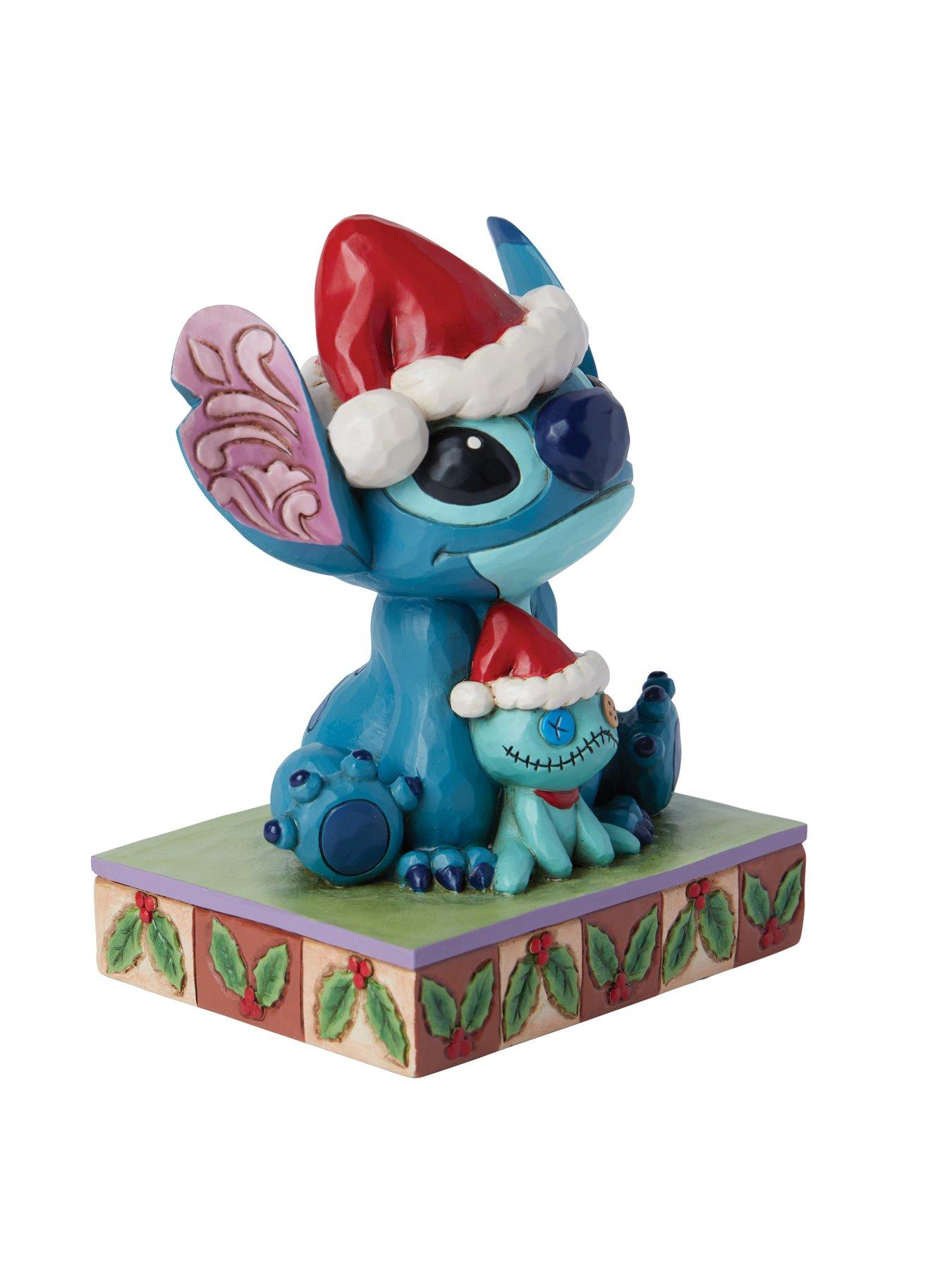 disney-traditions-santa-stitch-with-scrump-figurineoutfit