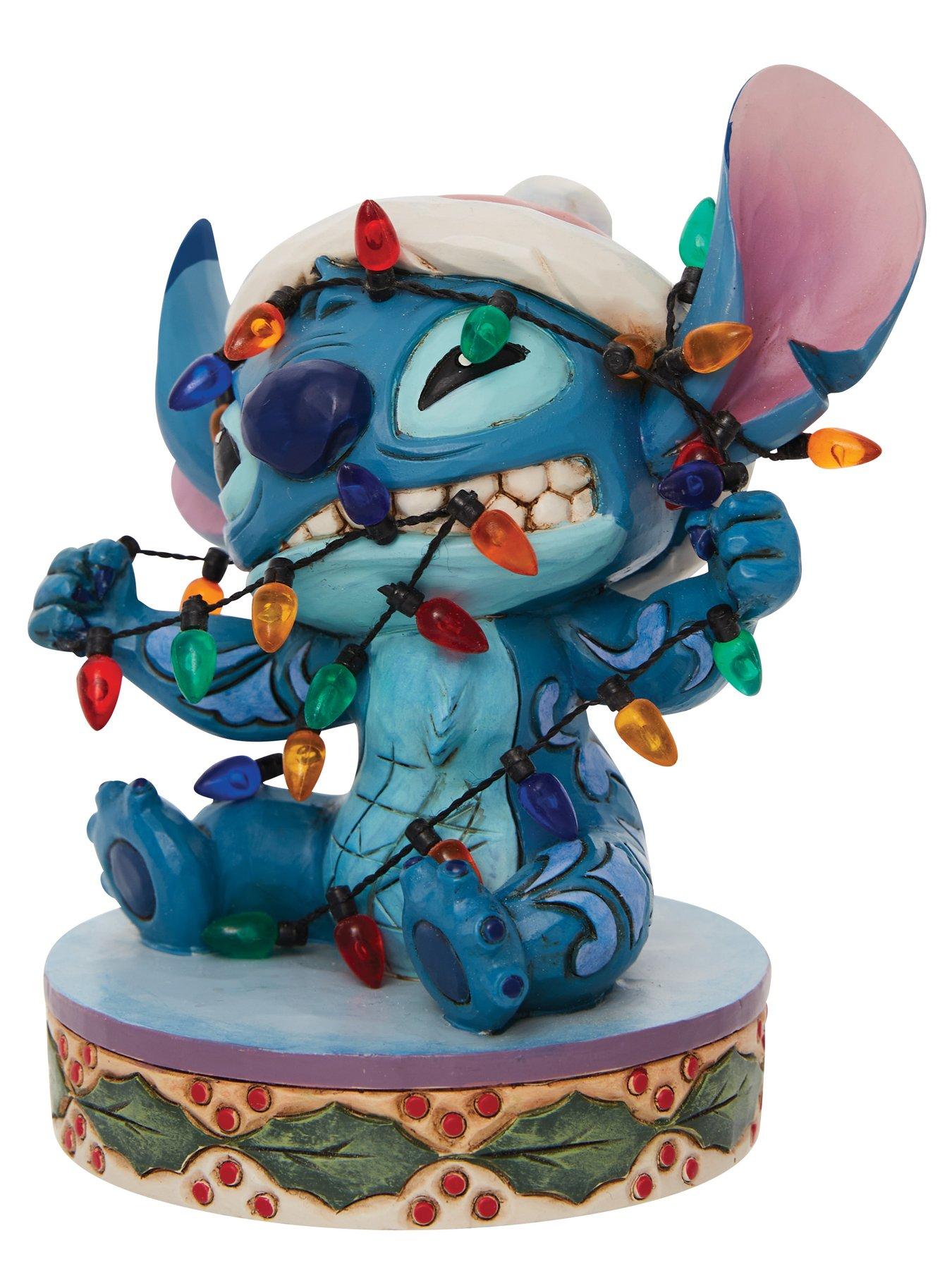 disney-traditions-stitch-wrapped-in-lightsback