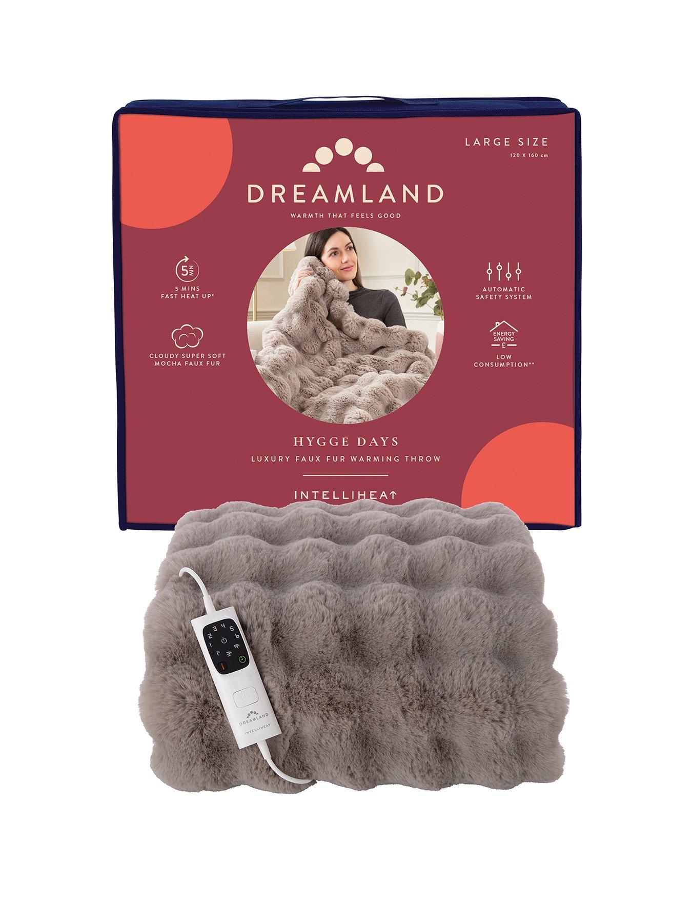 dreamland-hygge-days-warming-throw--mochastillFront