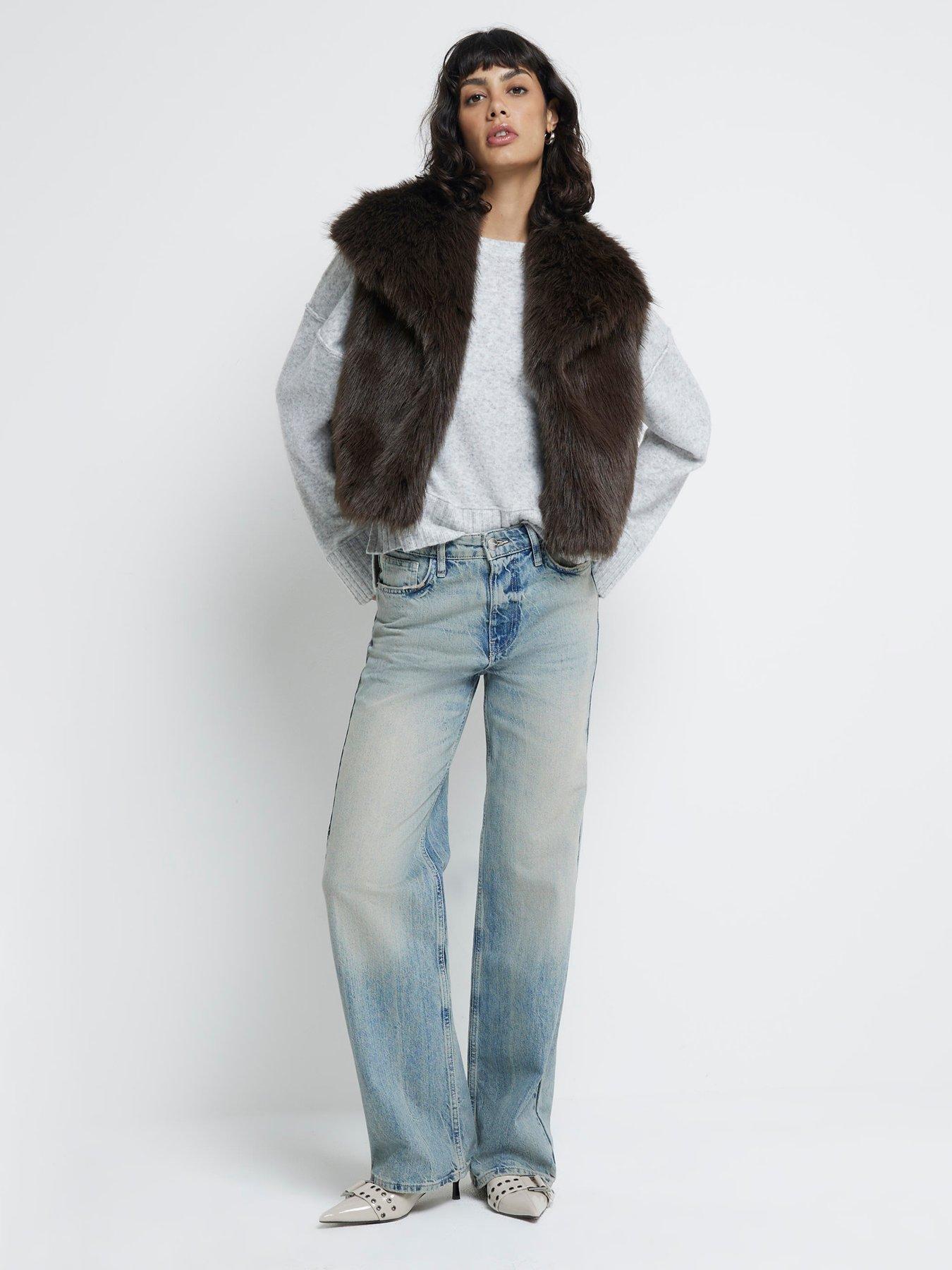 river-island-short-faux-fur-gilet-dark-brownfront