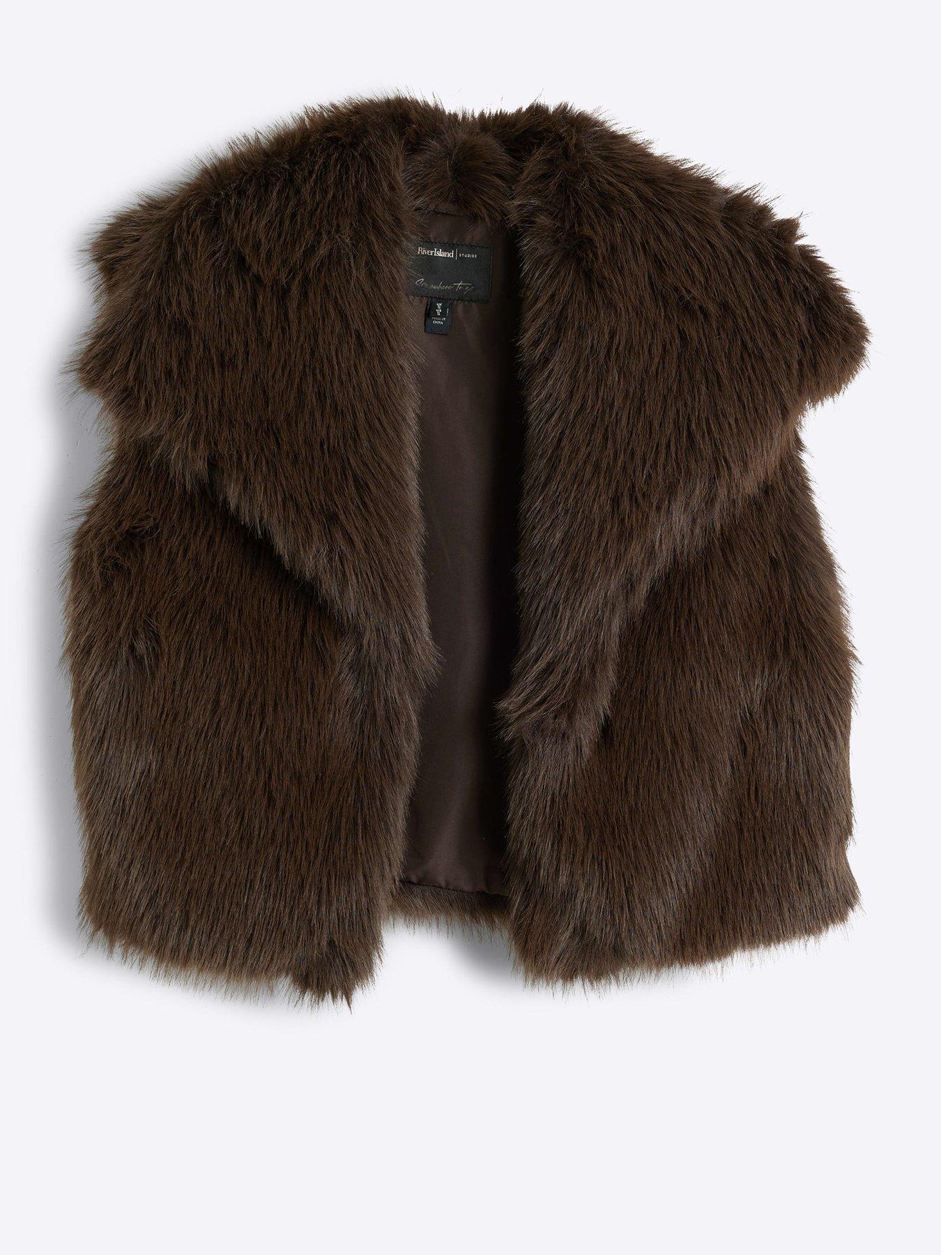 river-island-short-faux-fur-gilet-dark-browndetail