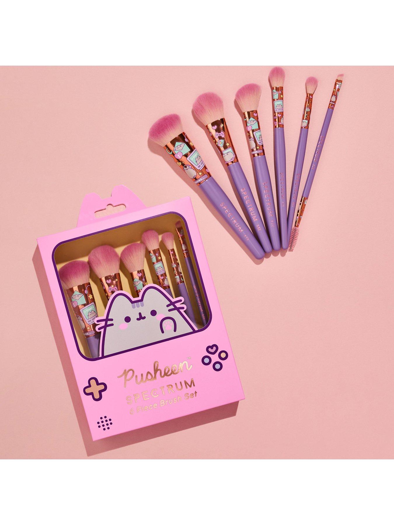 spectrum-spectrum-x-pusheen-gamer-girl-6-piece-makeup-brush-setoutfit