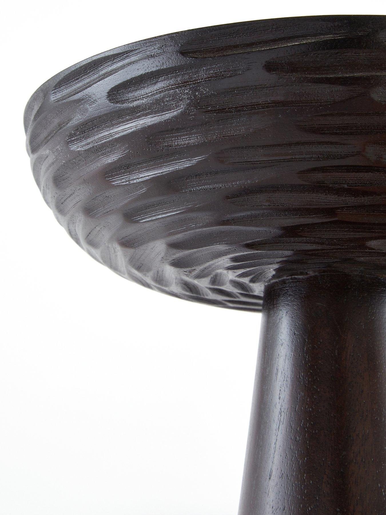 the-very-collection-carved-wooden-raised-bowloutfit