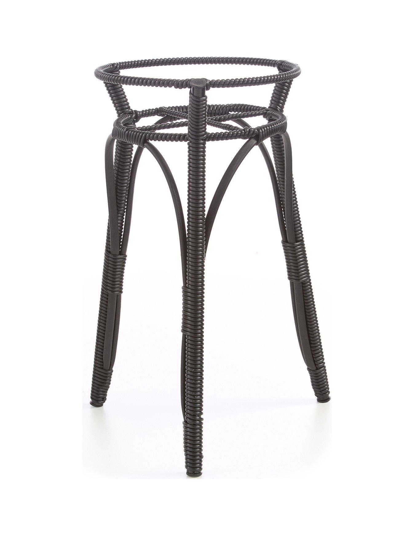 the-very-collection-tall-poly-rattan-standstillFront