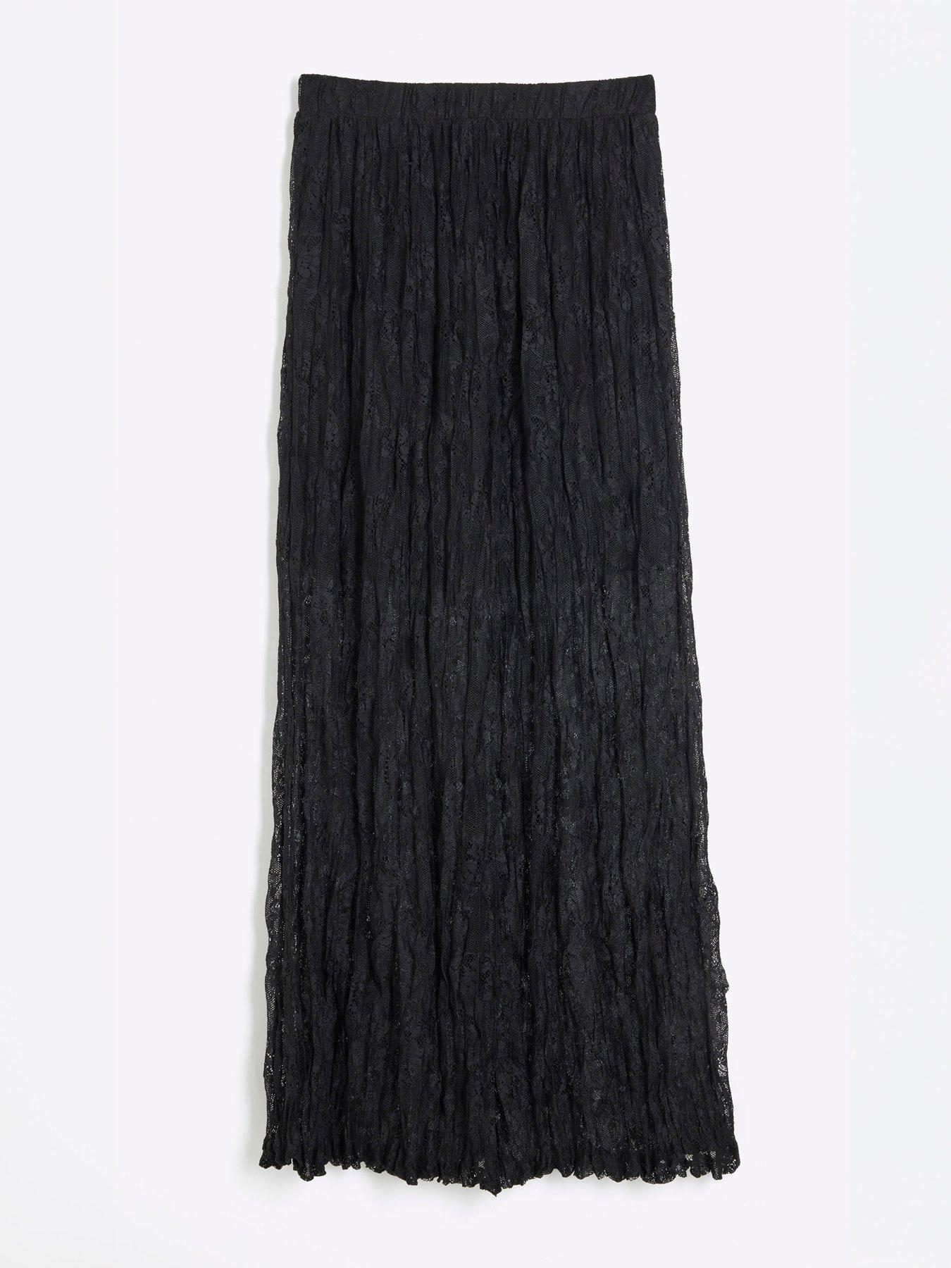 river-island-lace-crinkle-maxi-skirt-blackdetail