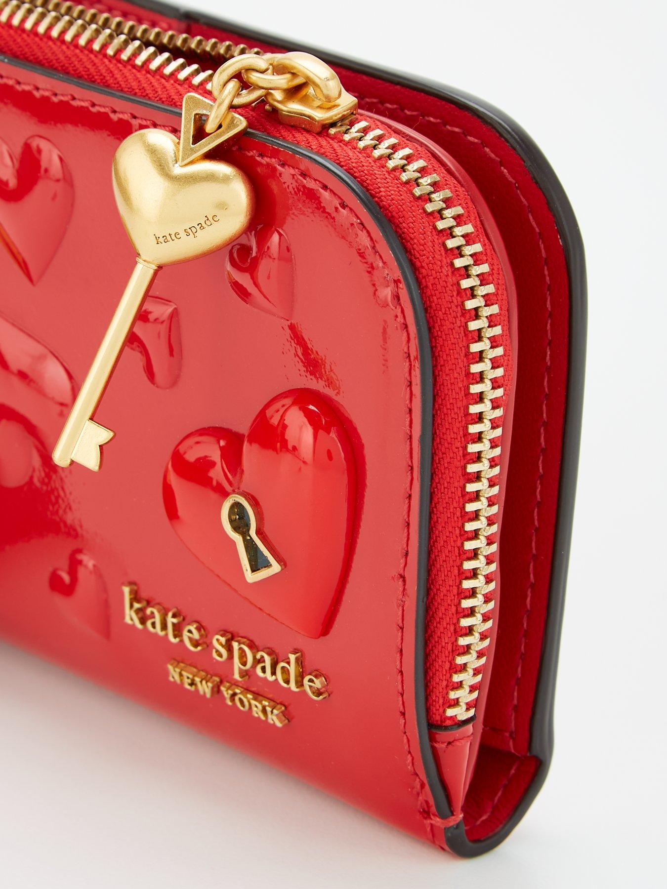 kate-spade-new-york-key-to-my-heart-embossed-patent-leather-small-slim-bifold-walletoutfit