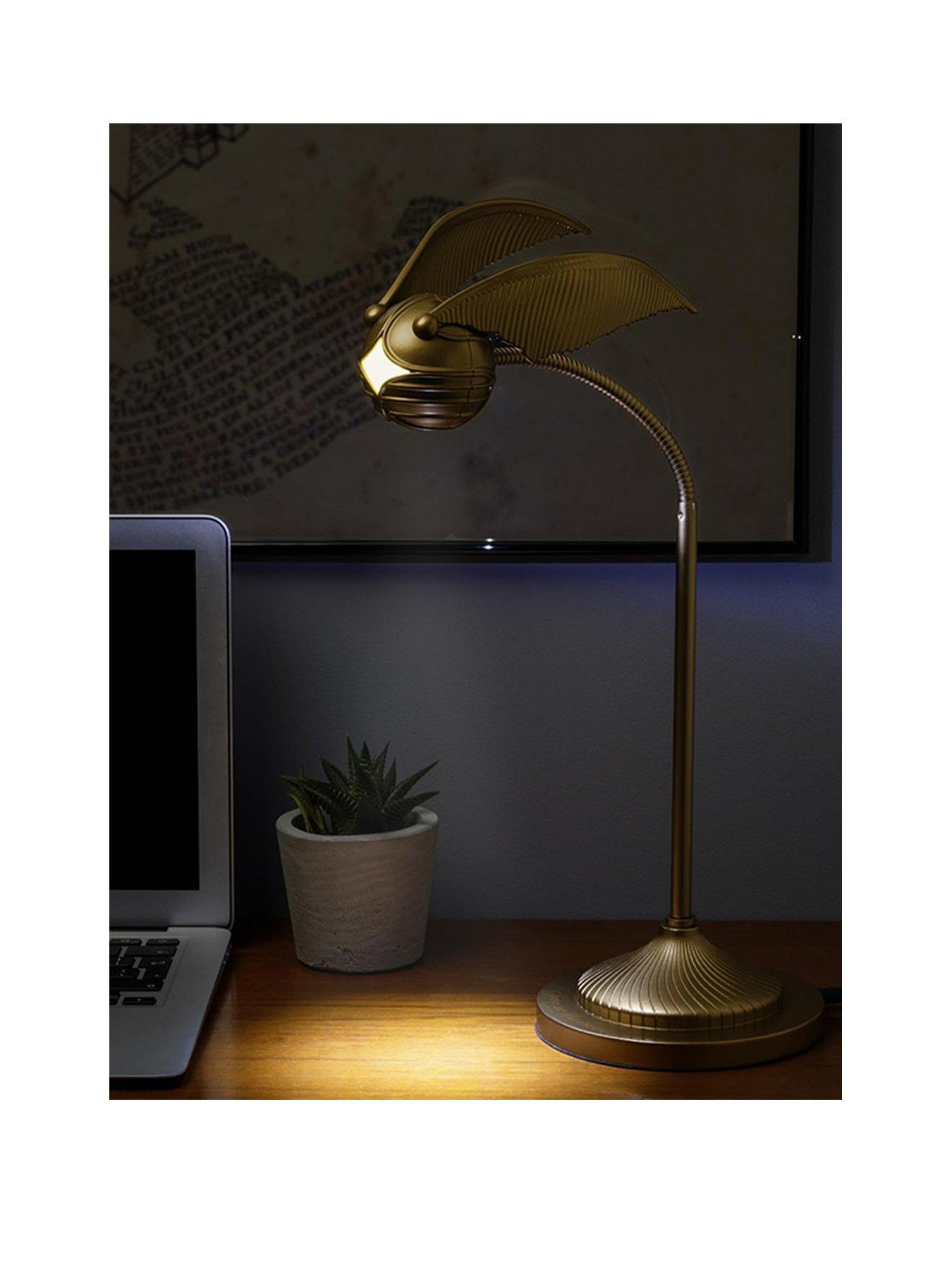 harry-potter-golden-snitch-posable-desk-lamp