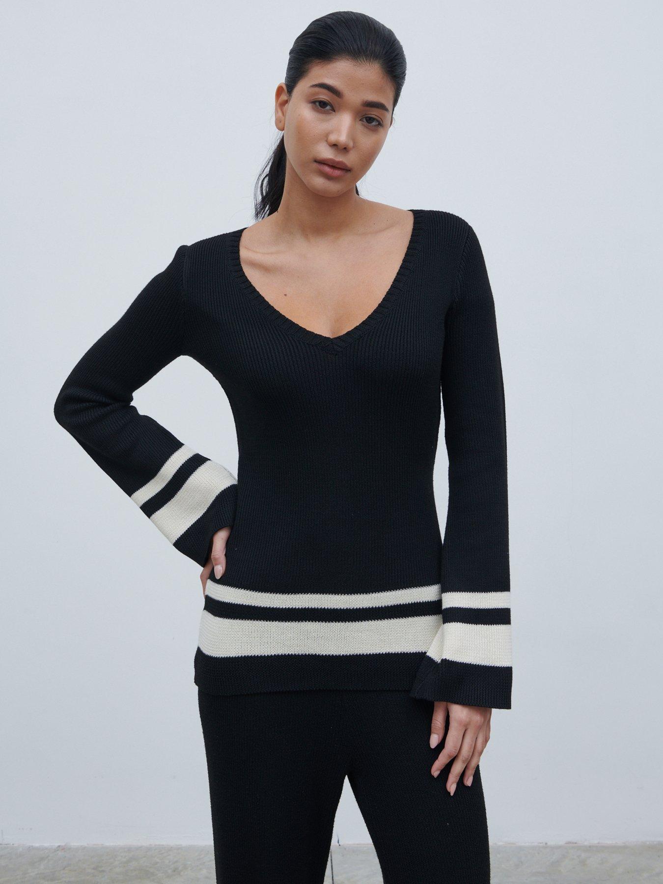 pretty-lavish-v-neck-contrast-knit-top-black-cream