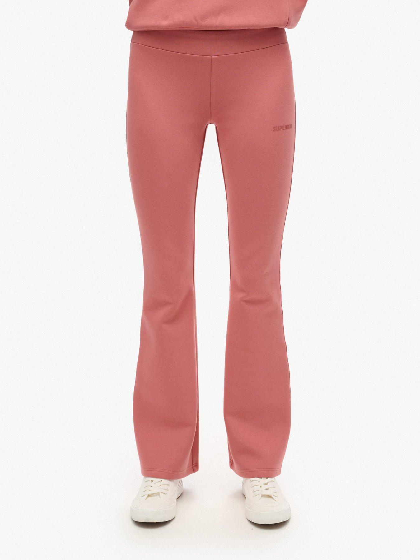 superdry-sport-tech-low-rise-flared-joggers-pinkoutfit