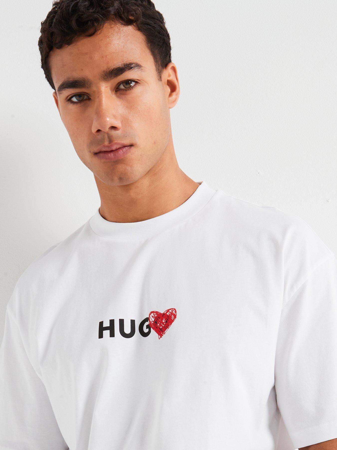 hugo-dewdam-relaxed-fit-heart-logo-t-shirt-whiteoutfit