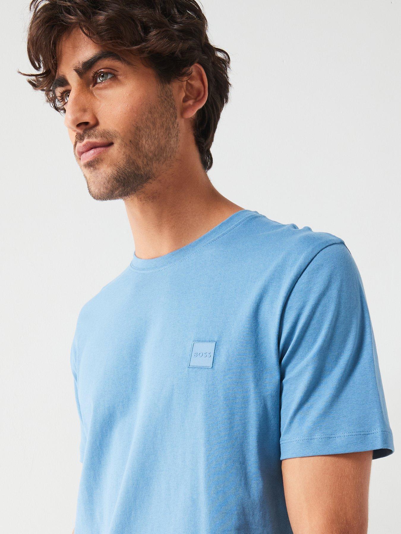 boss-tales-relaxed-fit-tonal-patch-logo-t-shirt-blueoutfit