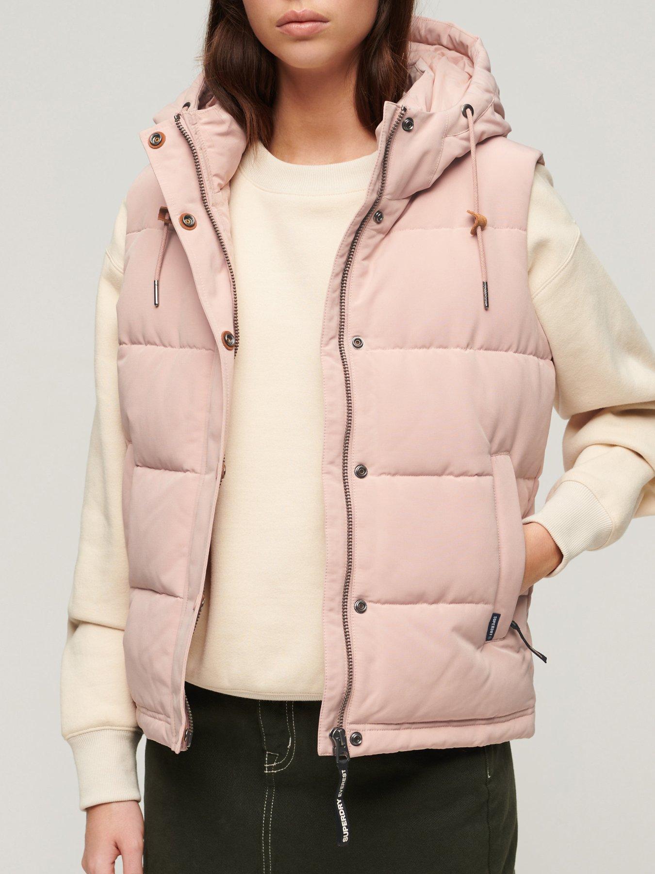 superdry-everest-hooded-padded-gilet-pinkoutfit