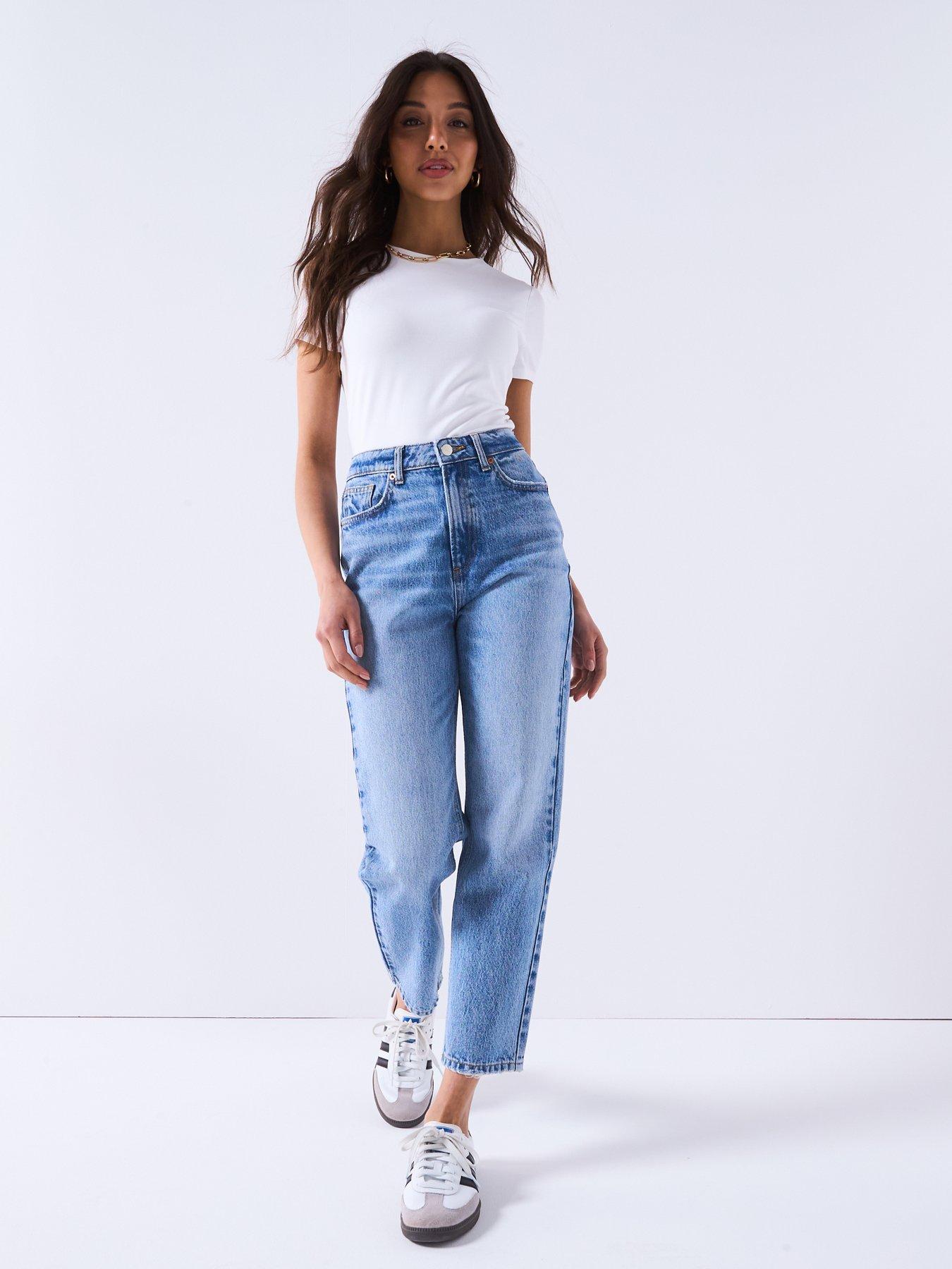 the-very-collection-high-waist-authentic-mom-jeans-mid-washback